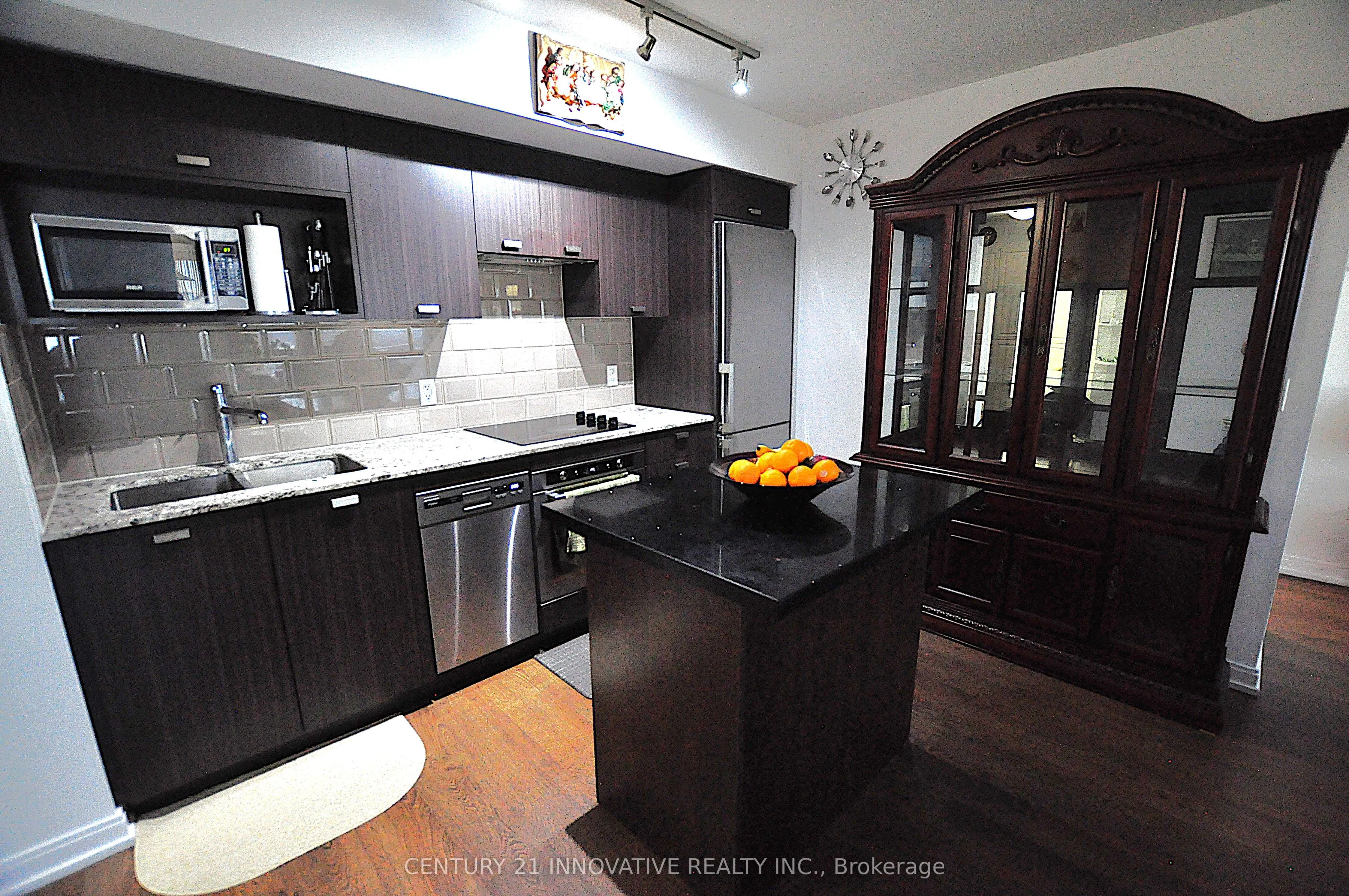 275 Village Green Square, #2616