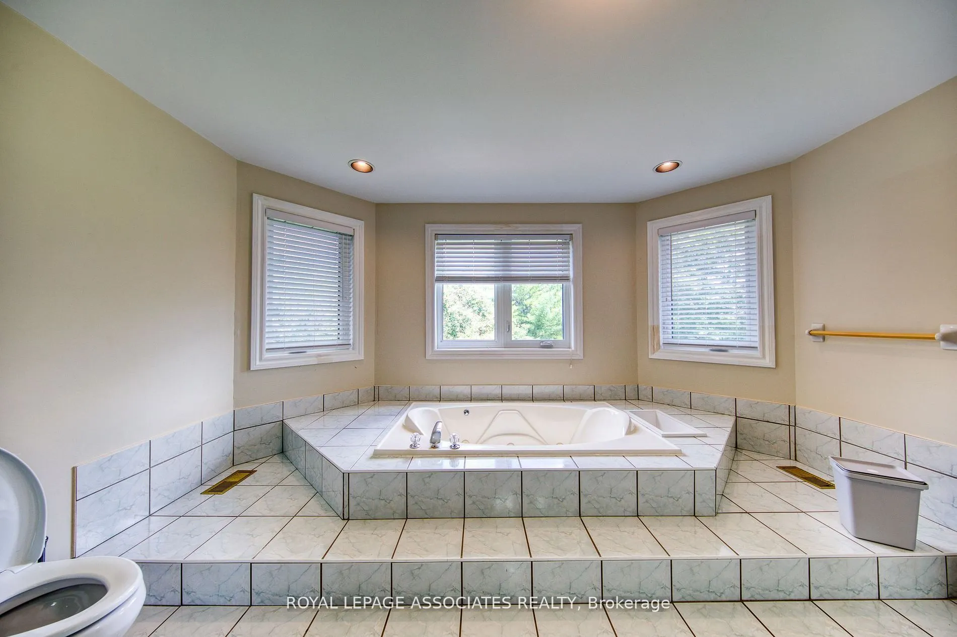 2377 Salem Road, #Main