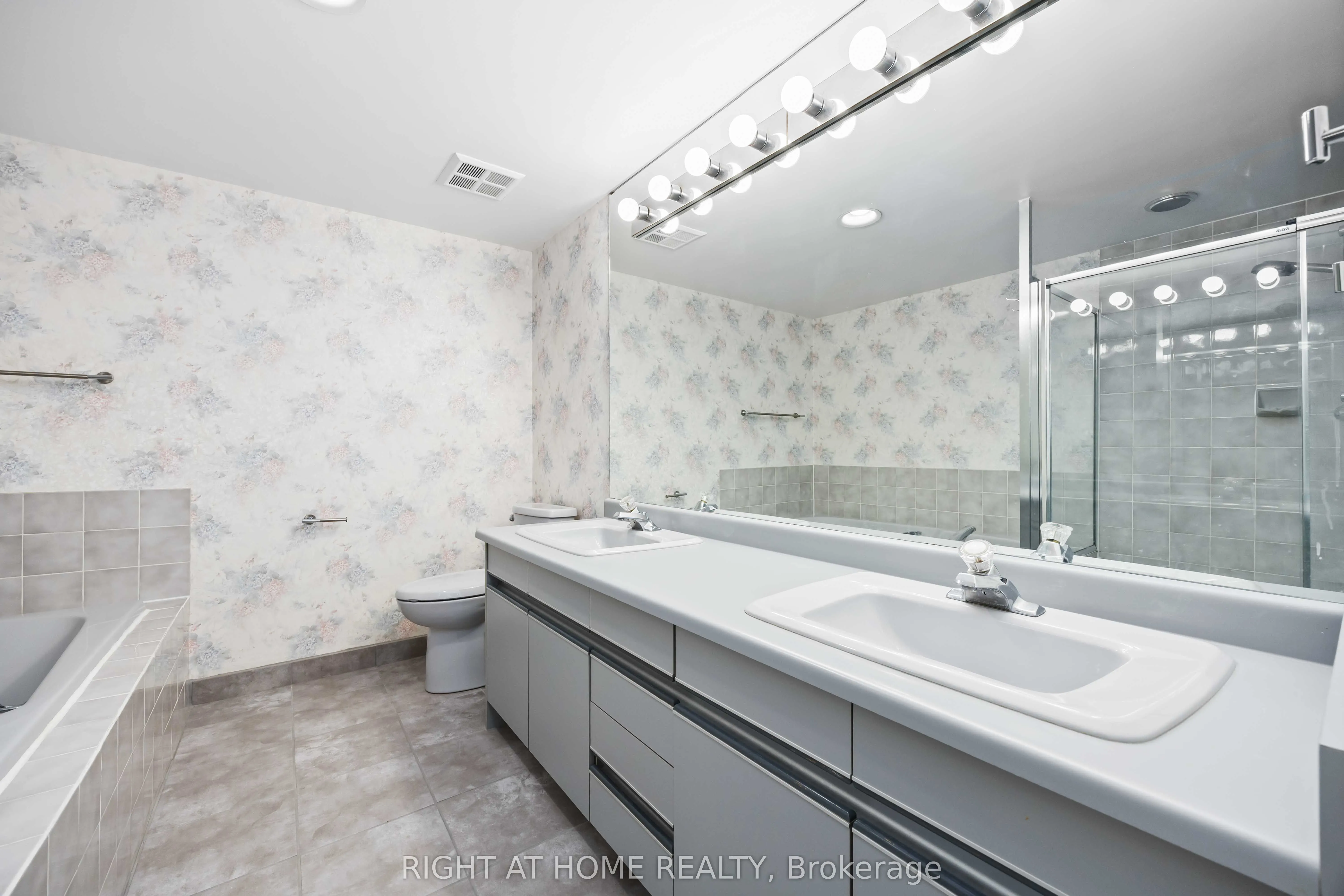 700 Wilson Road N, #506