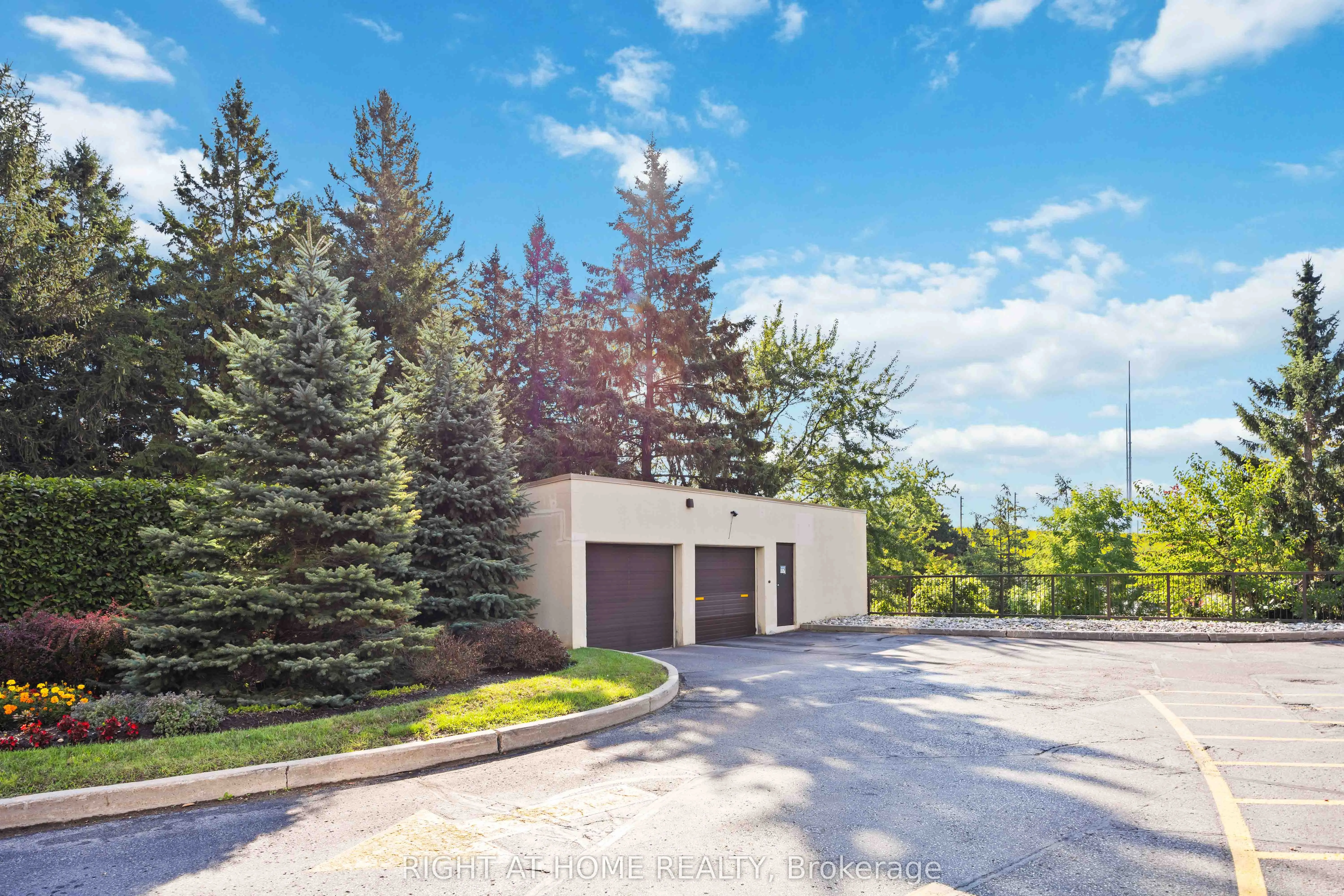 700 Wilson Road N, #506