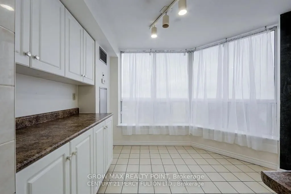 410 Mclevin Avenue, #602