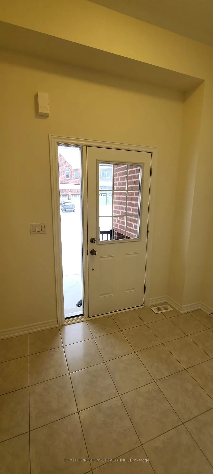 41 RAINES Road S