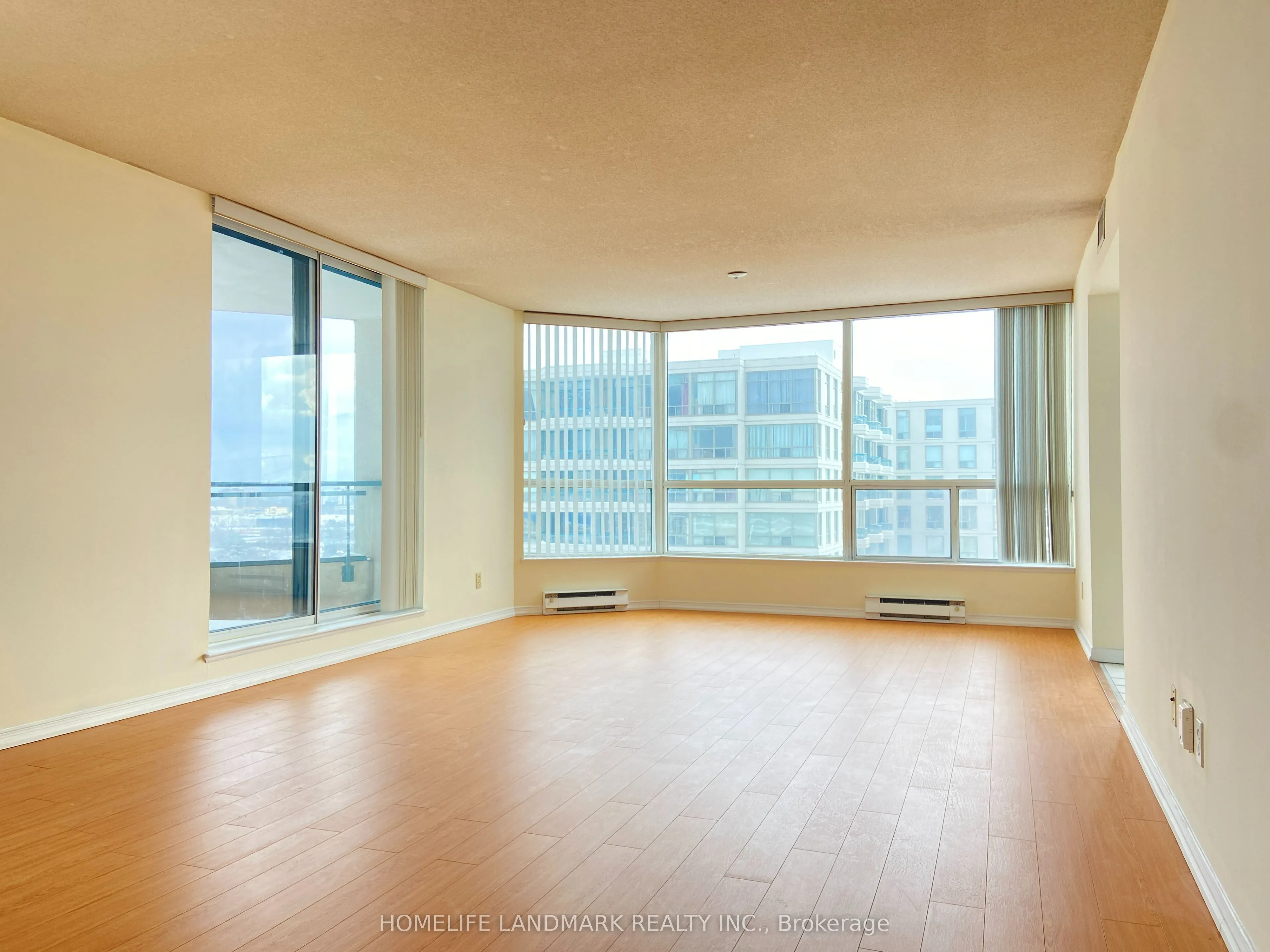 4725 Sheppard Avenue E, #1204