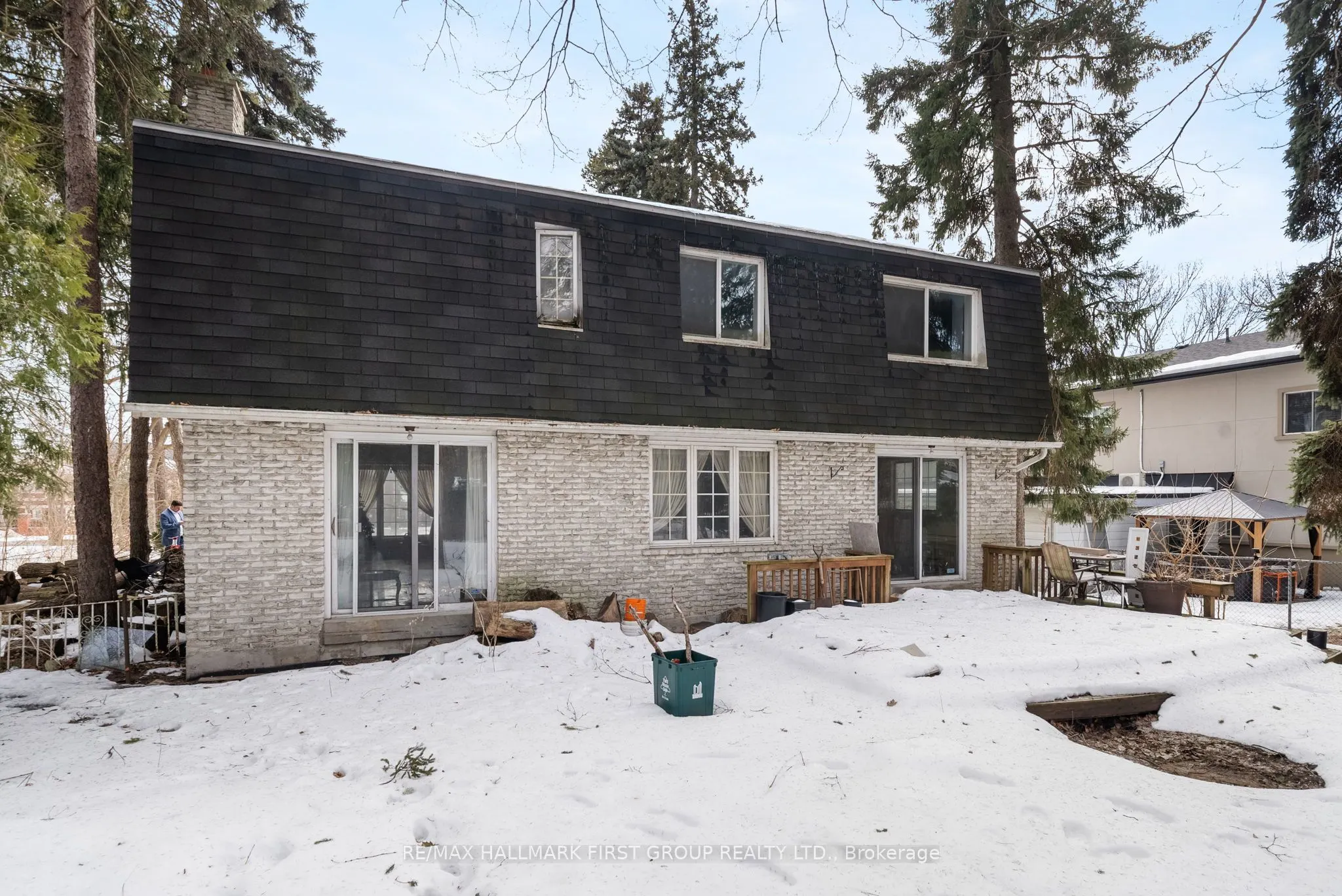 6158 Kingston Road