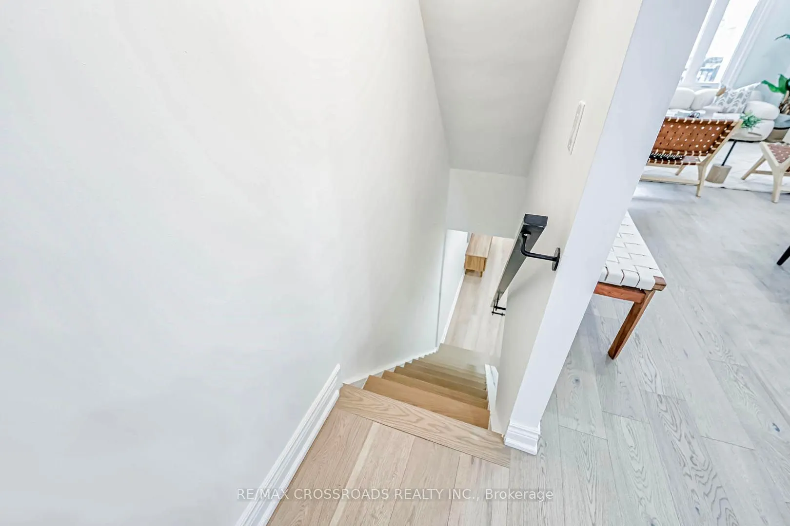 548 Glebeholme Boulevard