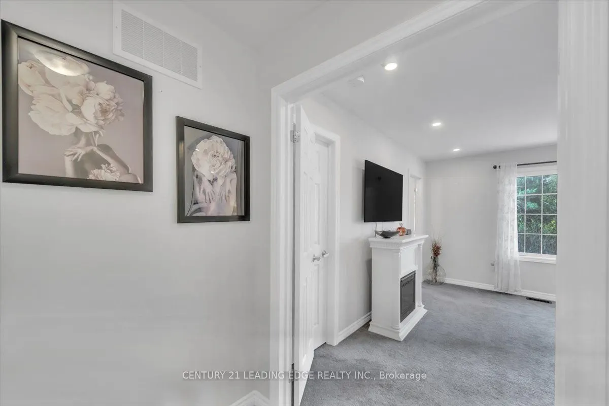 47 Crombie Street