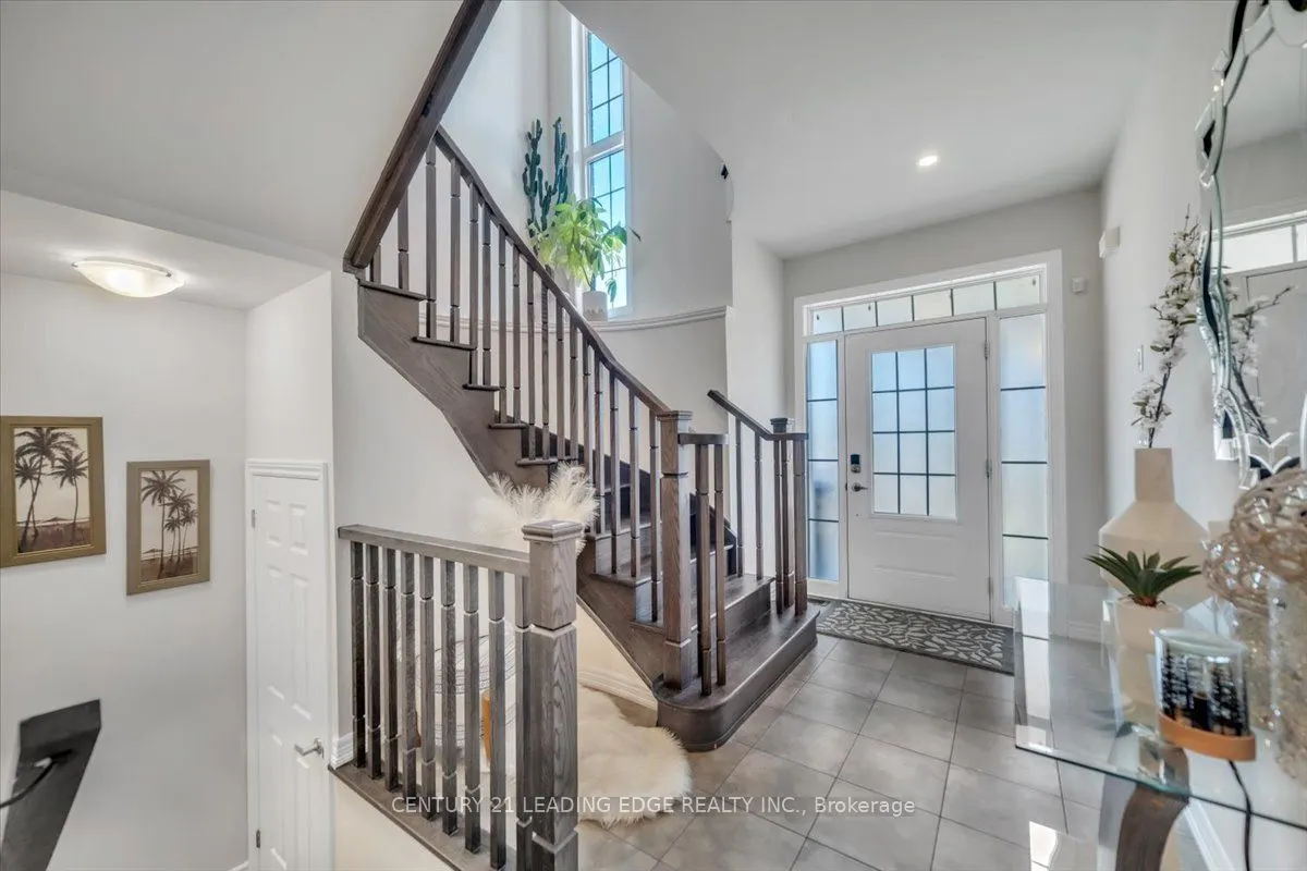 47 Crombie Street