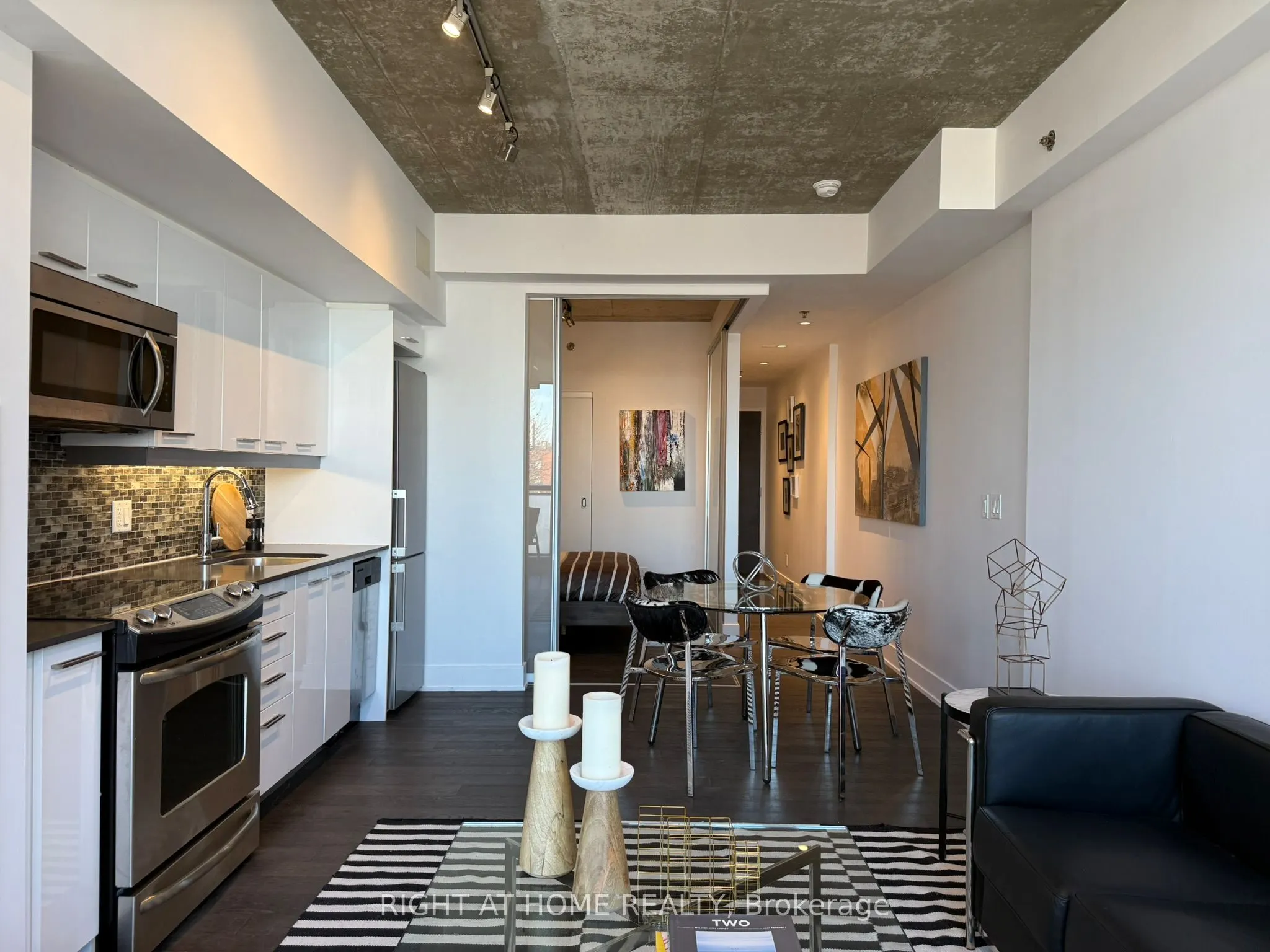 630 Queen Street E #407