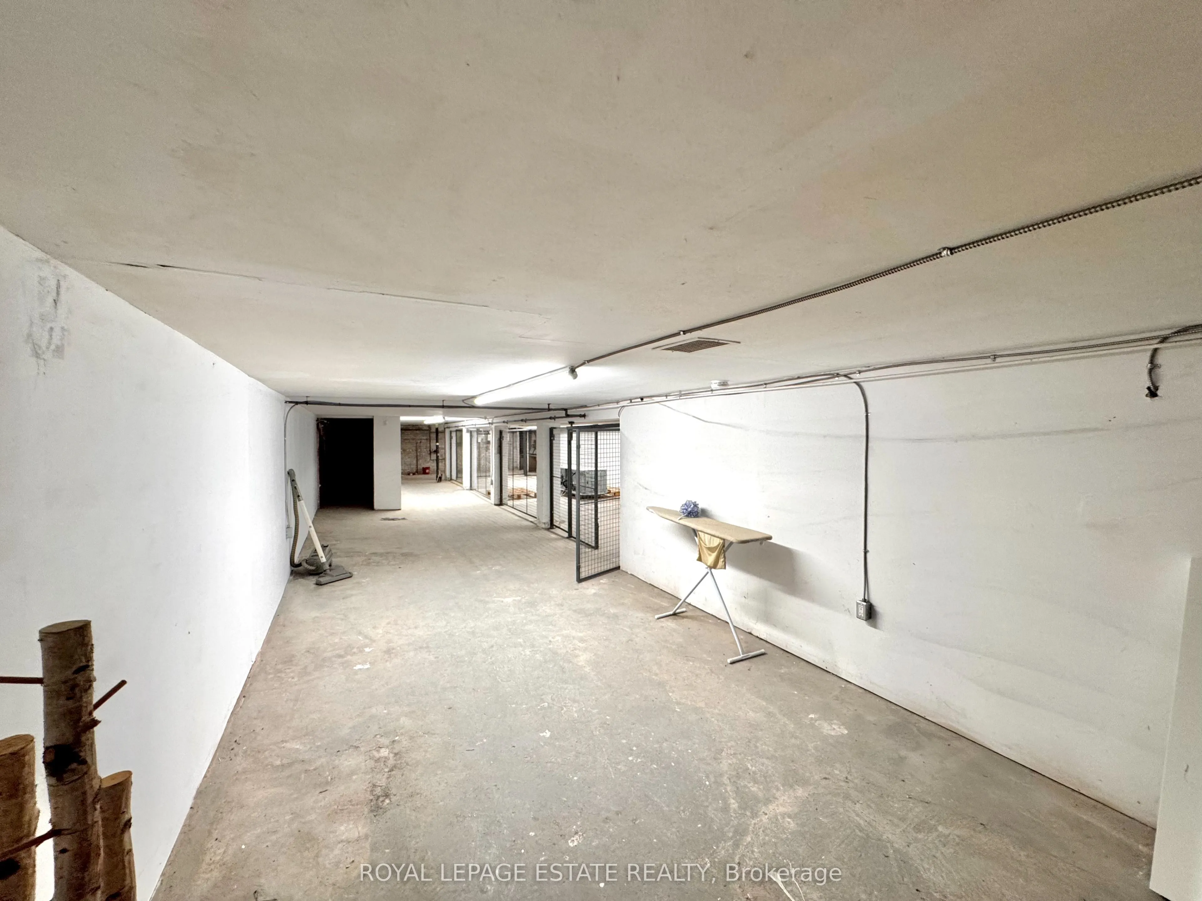 1610 Gerrard Street E