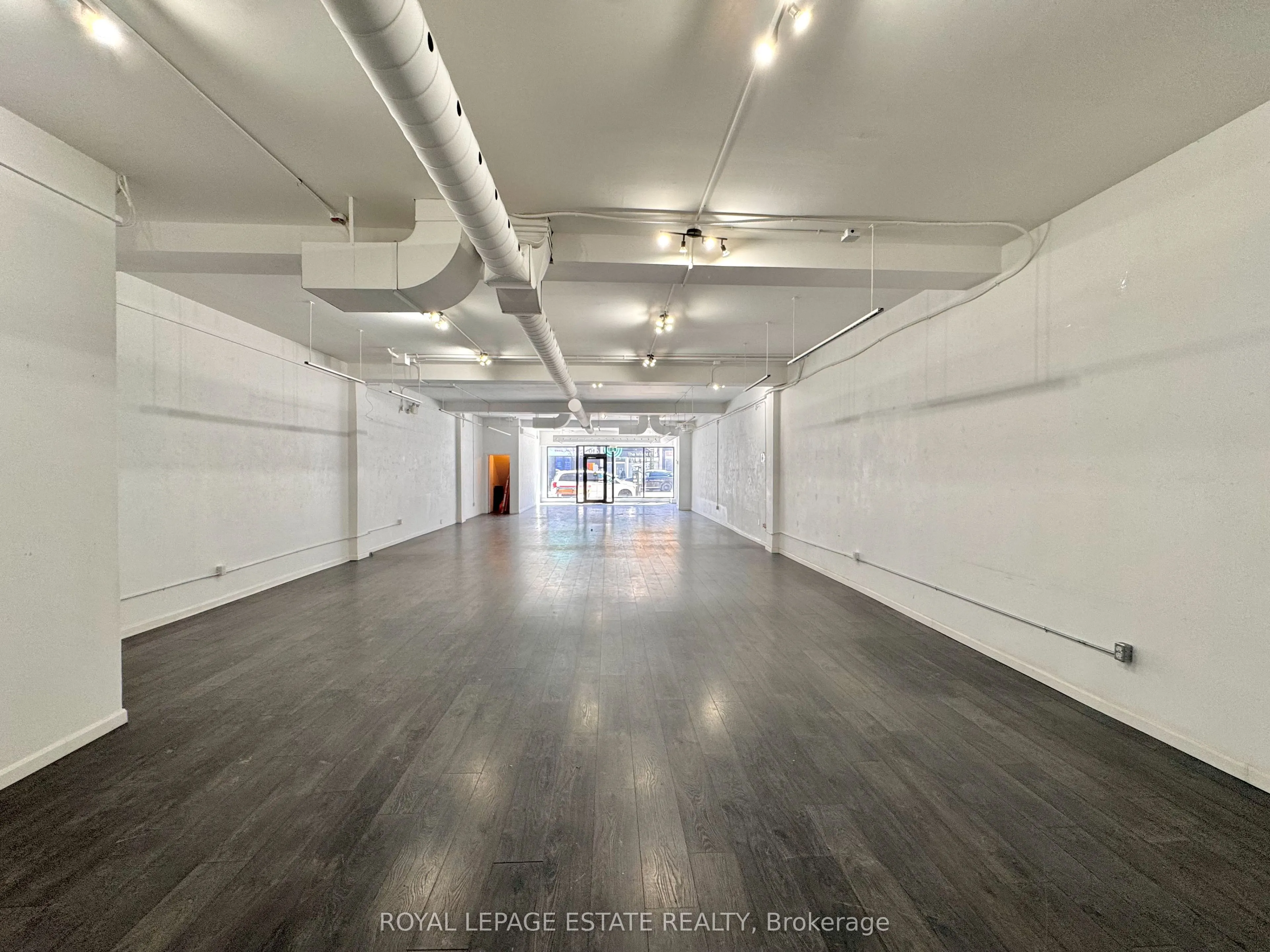 1610 Gerrard Street E