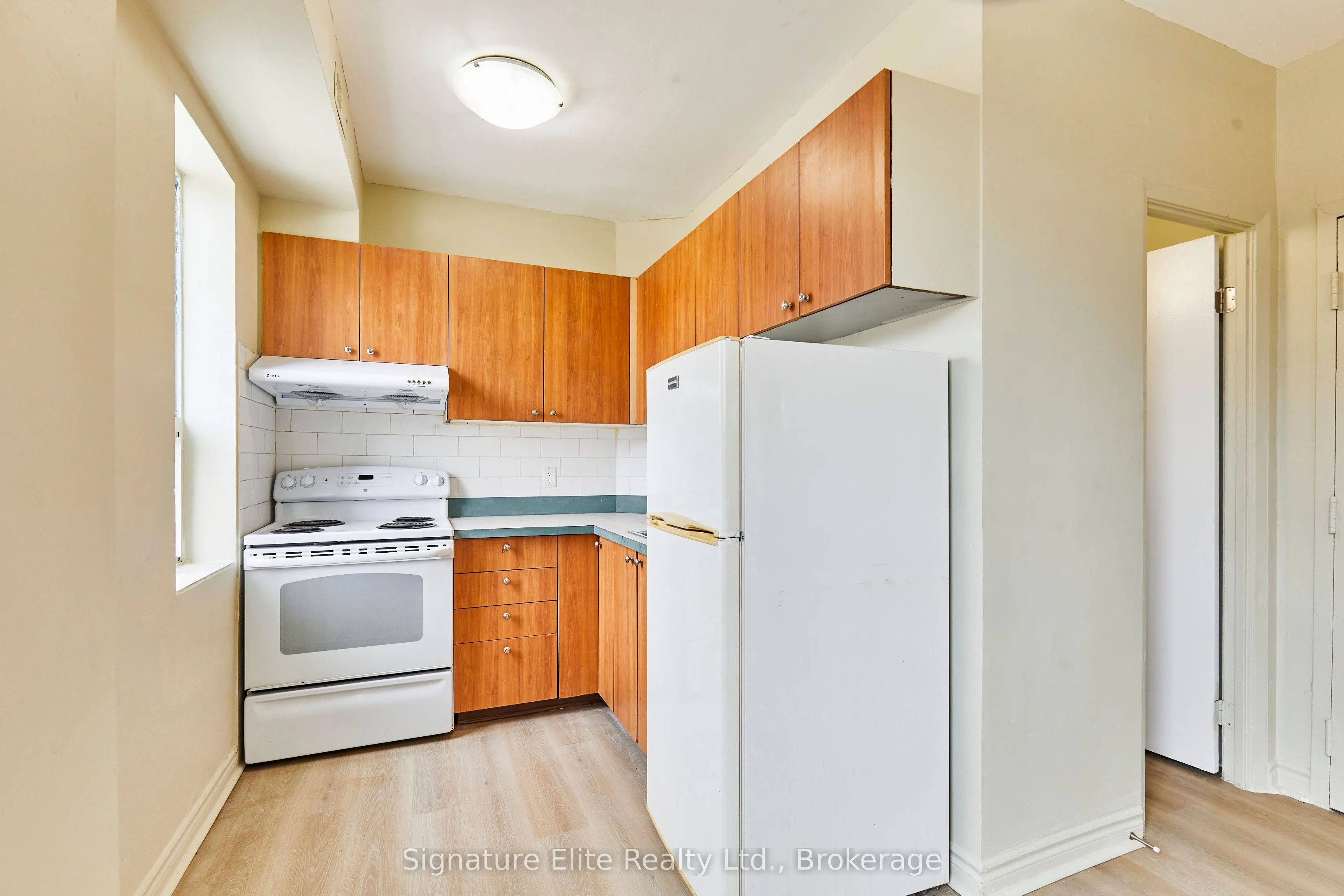 280 Woodfield Road