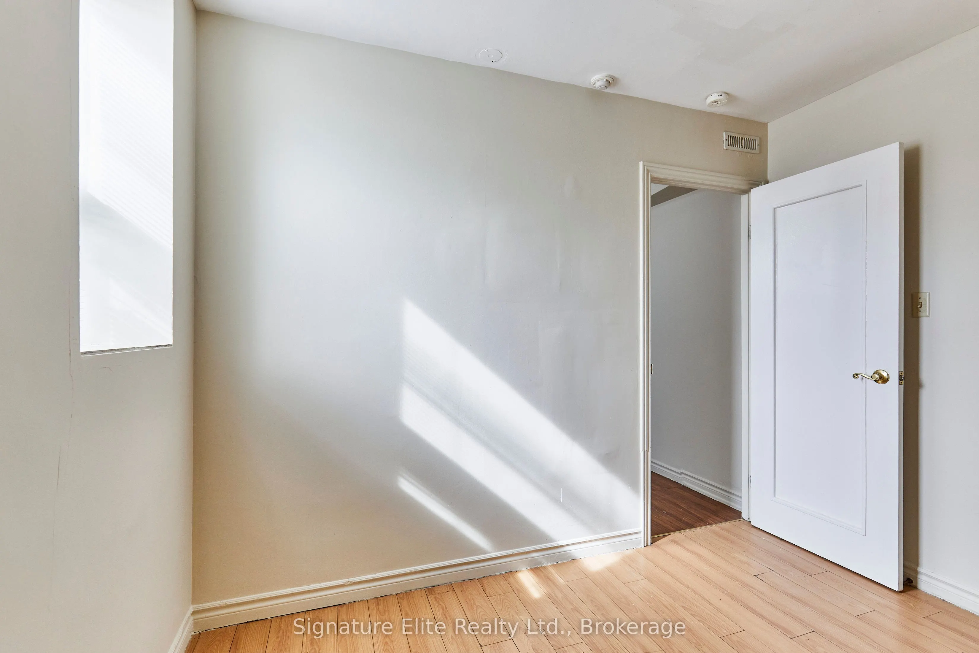 280 Woodfield Road