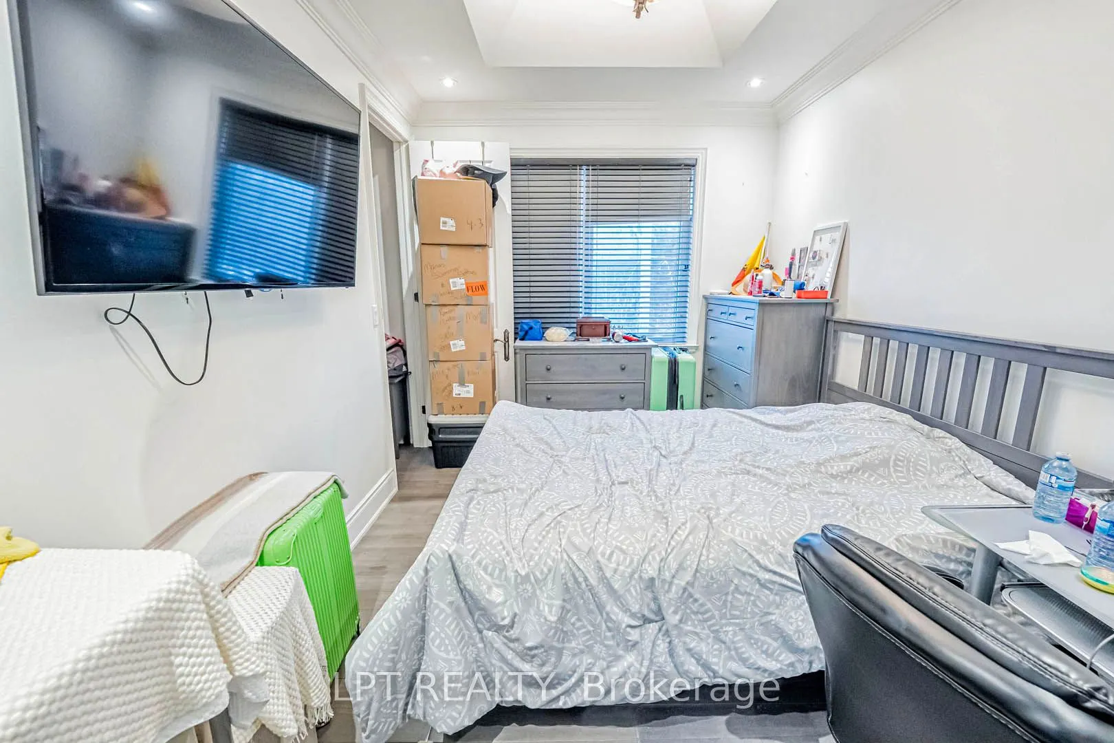 386 Kennedy Road