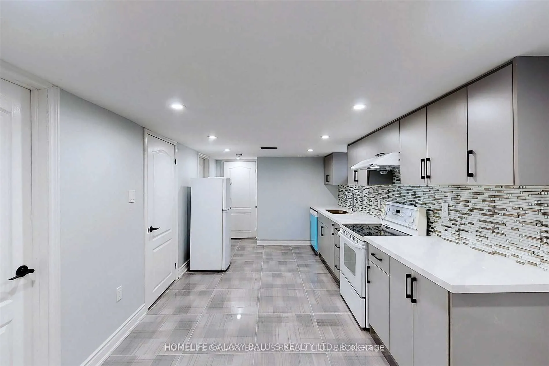 136 Central Park Boulevard N, #Basement