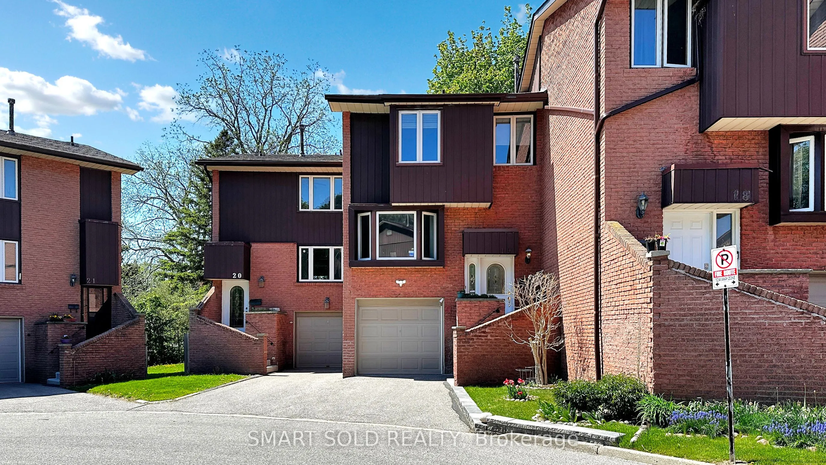 2606 Midland Avenue, #19