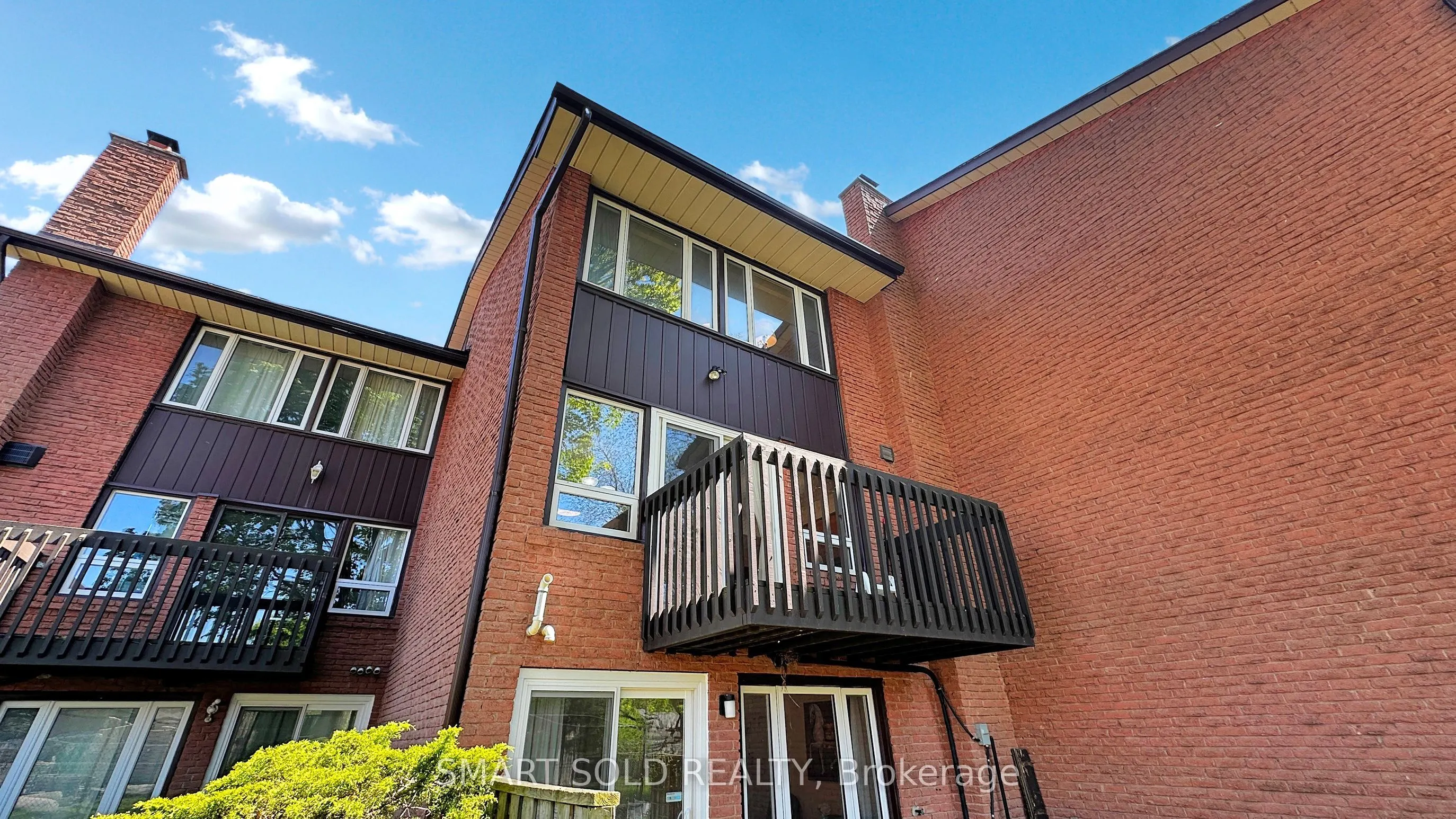2606 Midland Avenue, #19