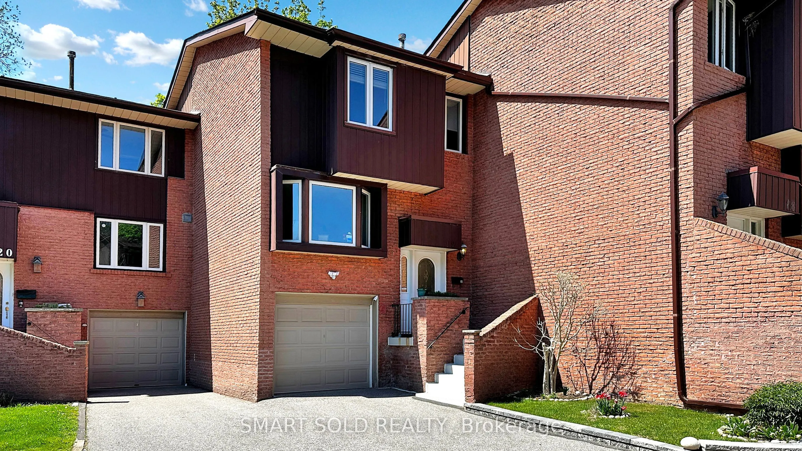 2606 Midland Avenue, #19