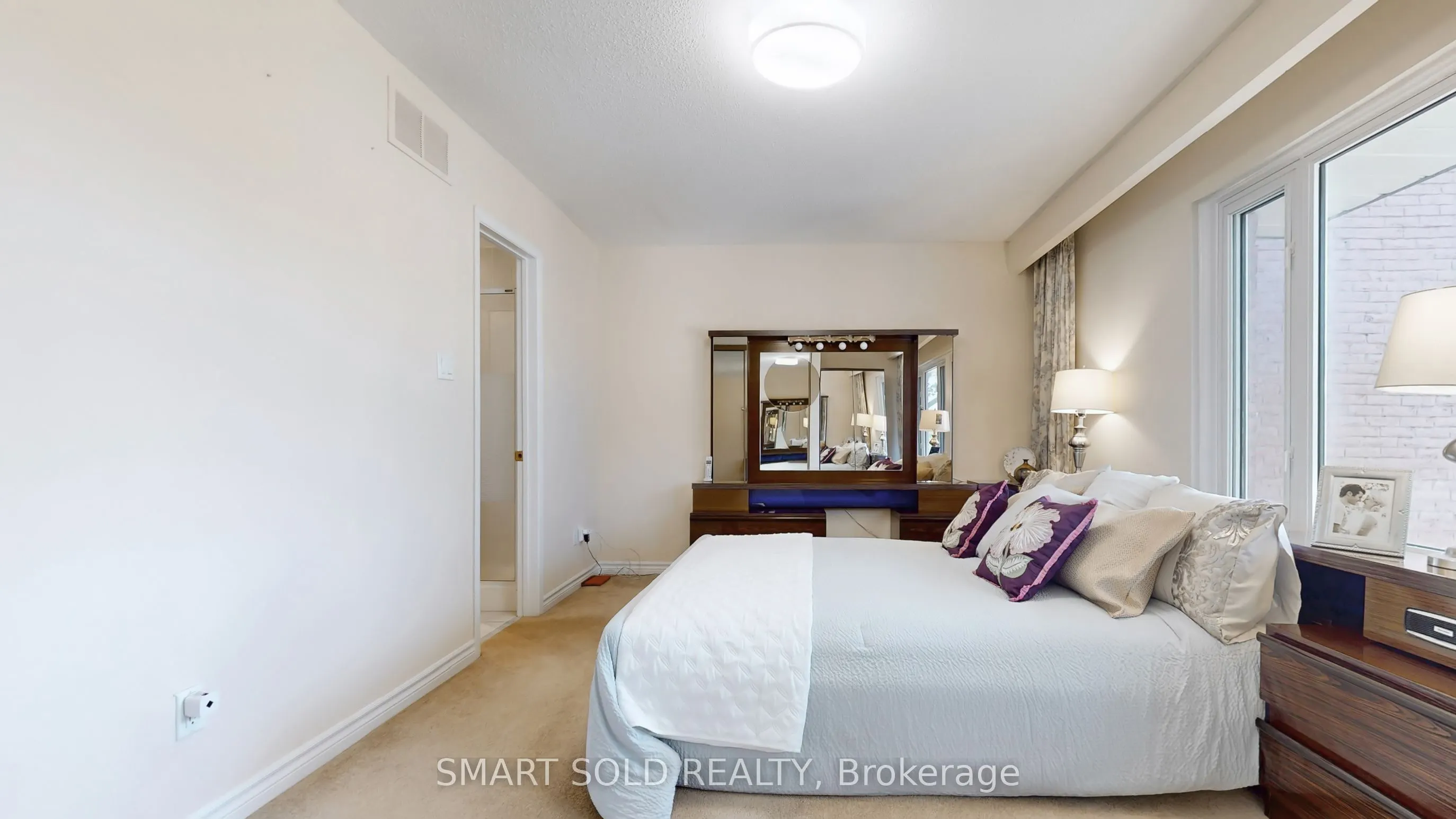 2606 Midland Avenue, #19