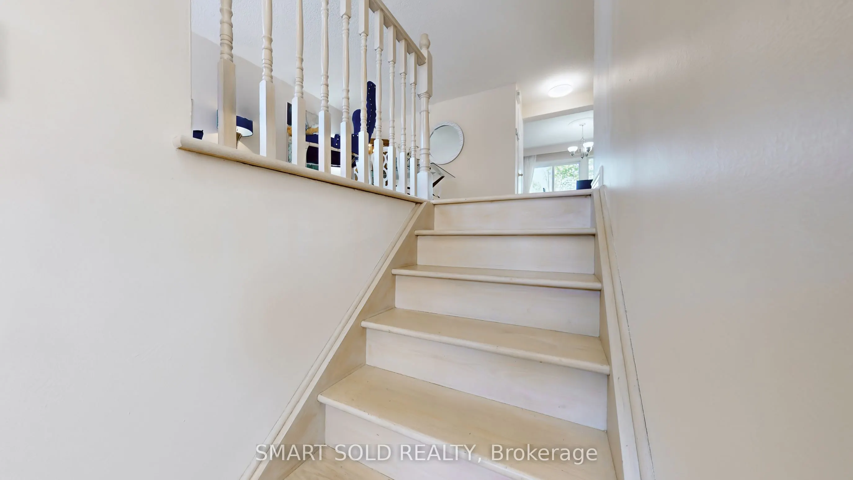 2606 Midland Avenue, #19