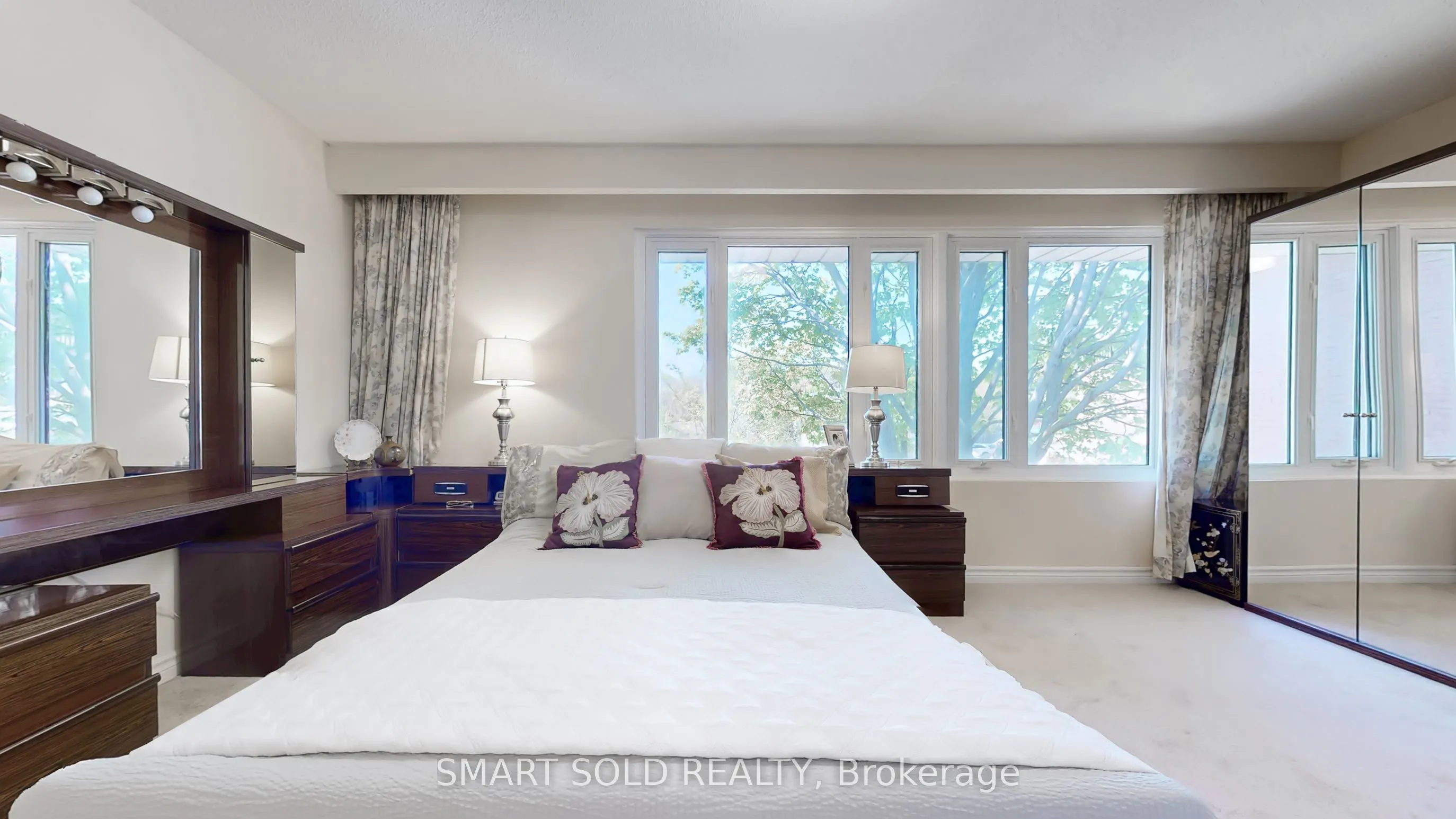 2606 Midland Avenue, #19