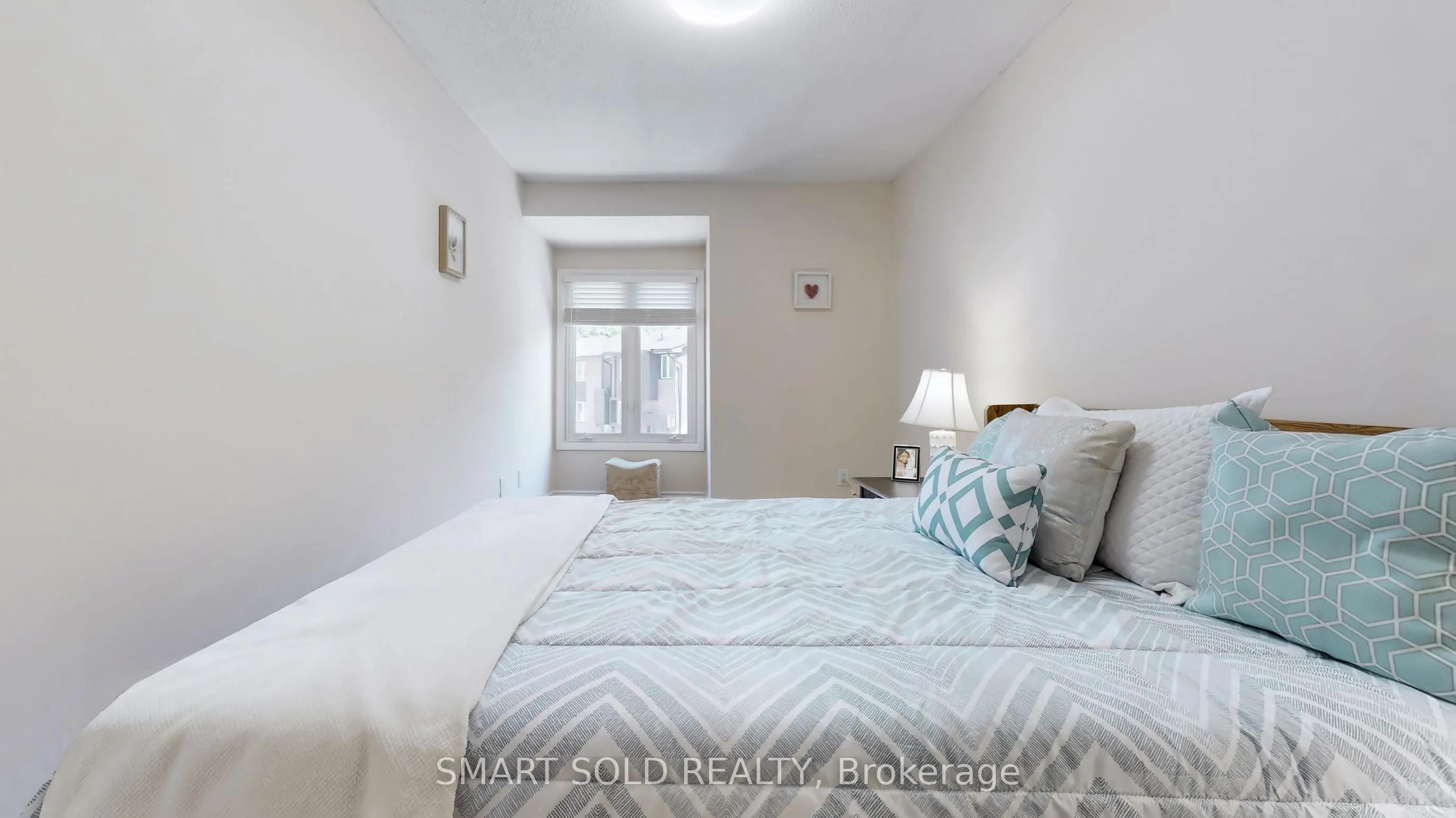 2606 Midland Avenue, #19