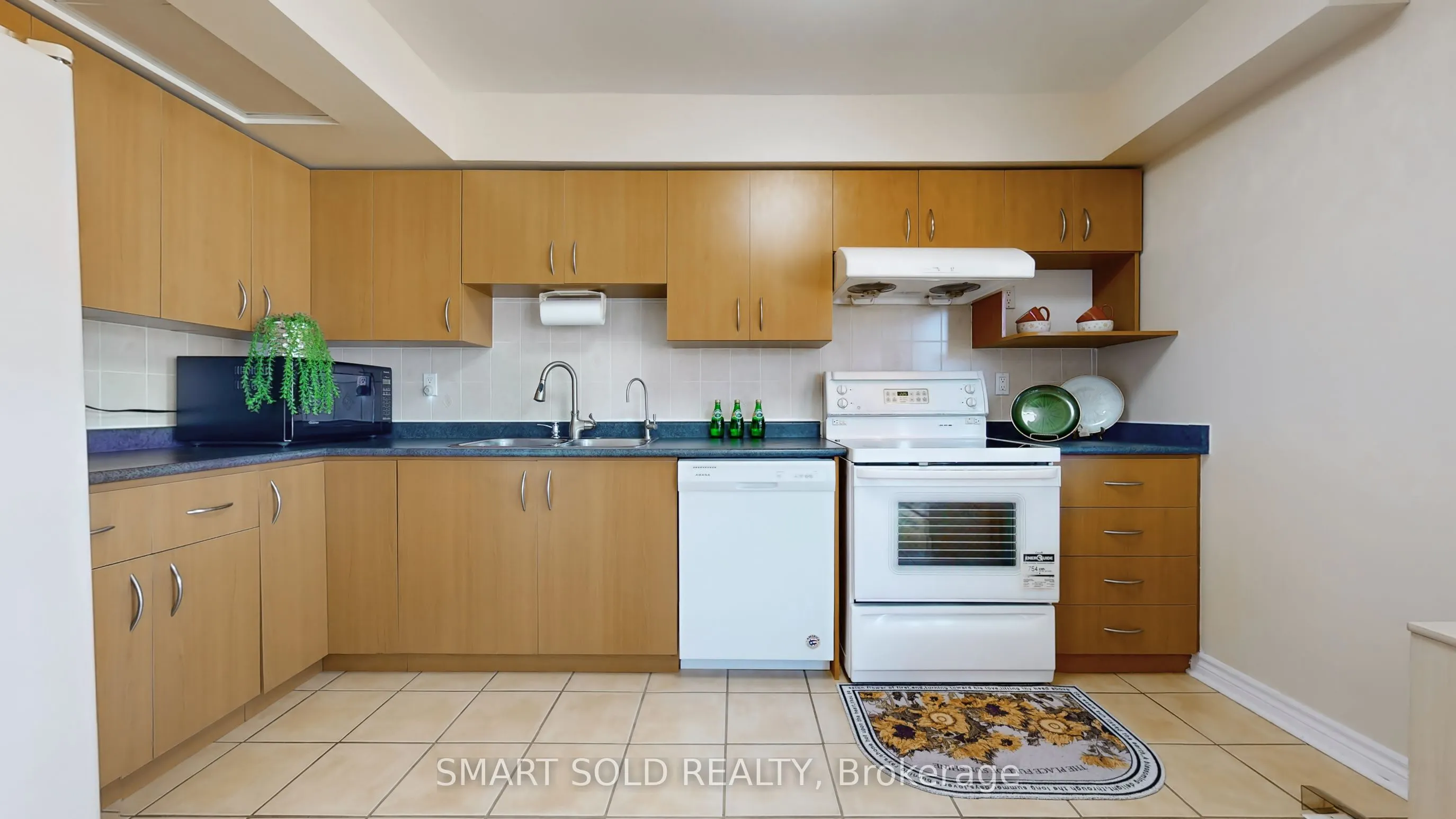 2606 Midland Avenue, #19