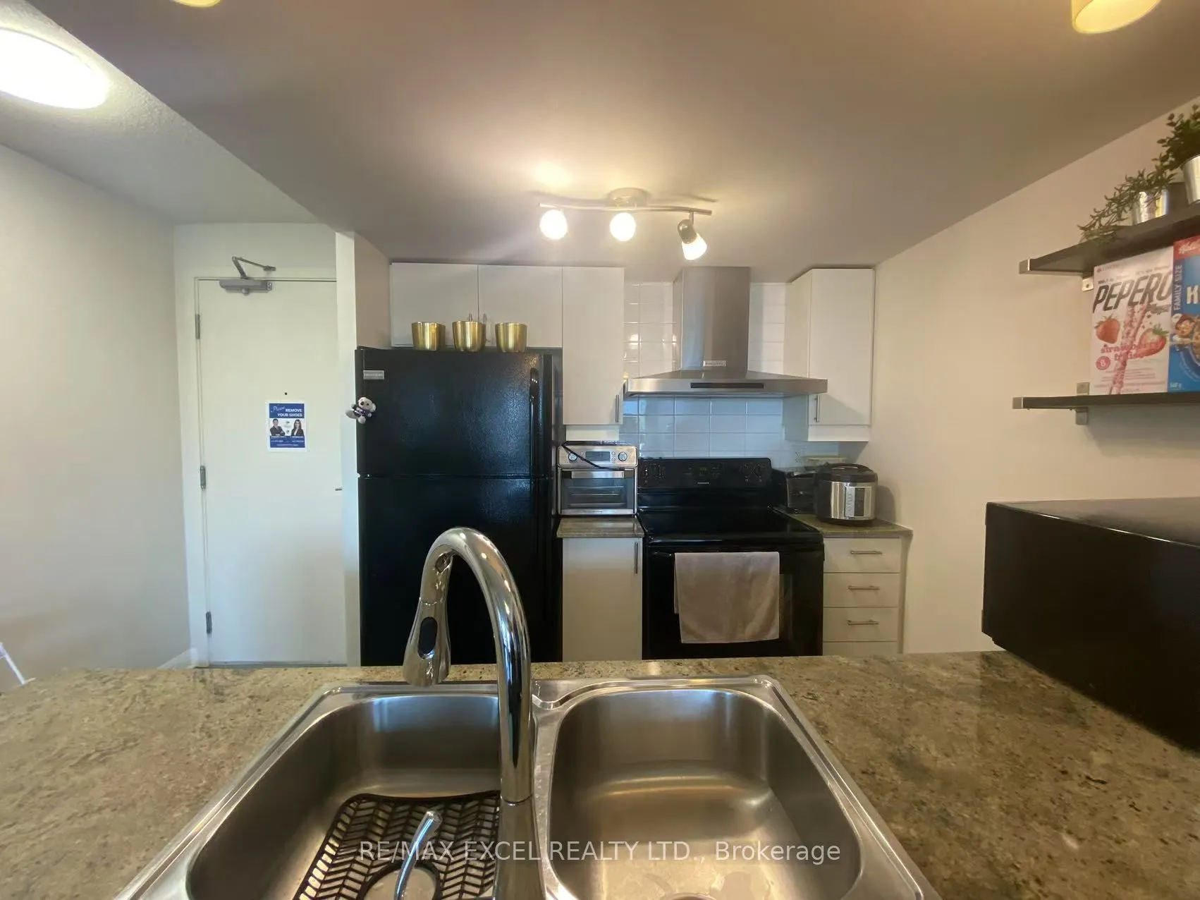 190 Borough Drive, #809