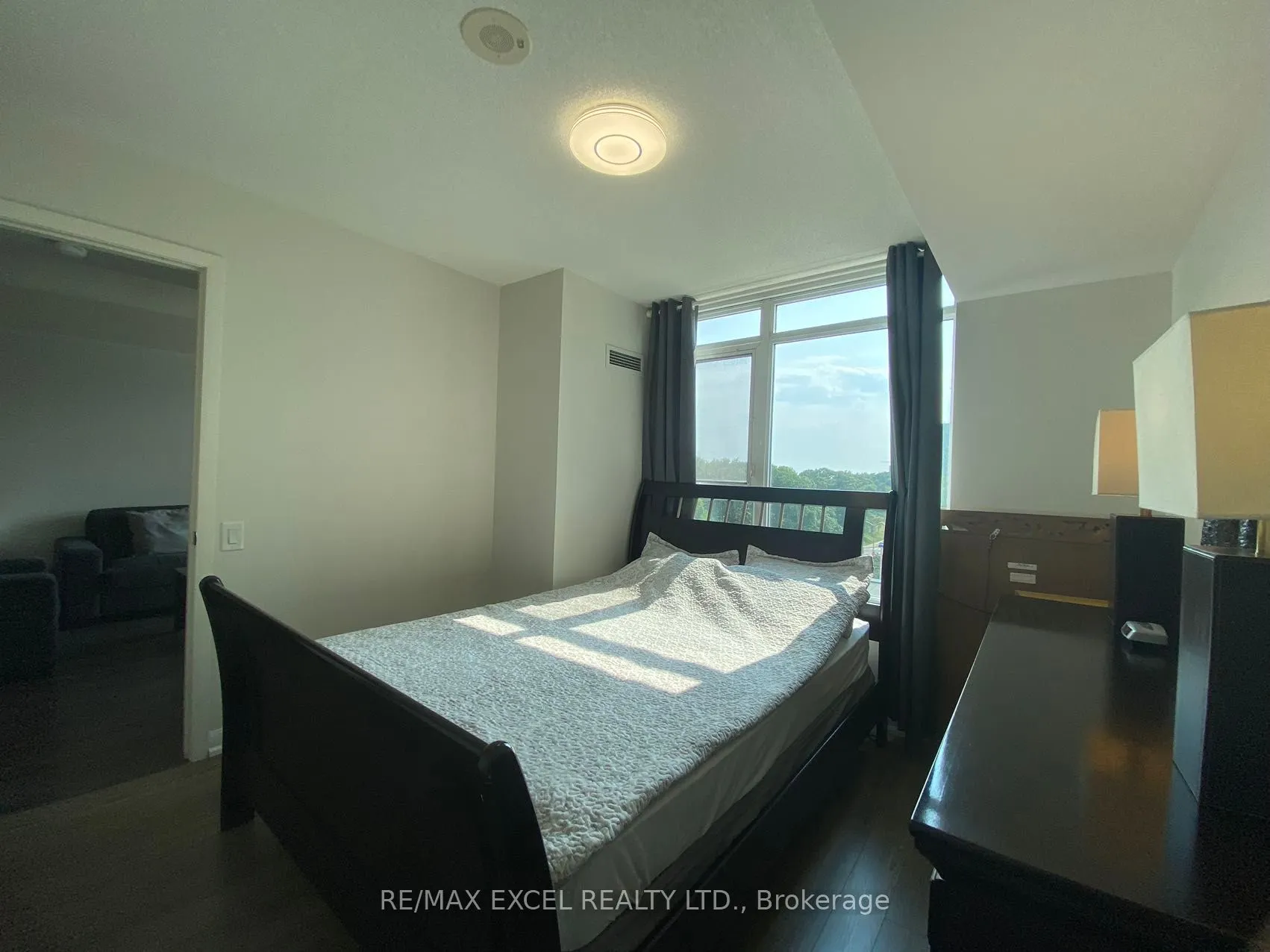 190 Borough Drive, #809