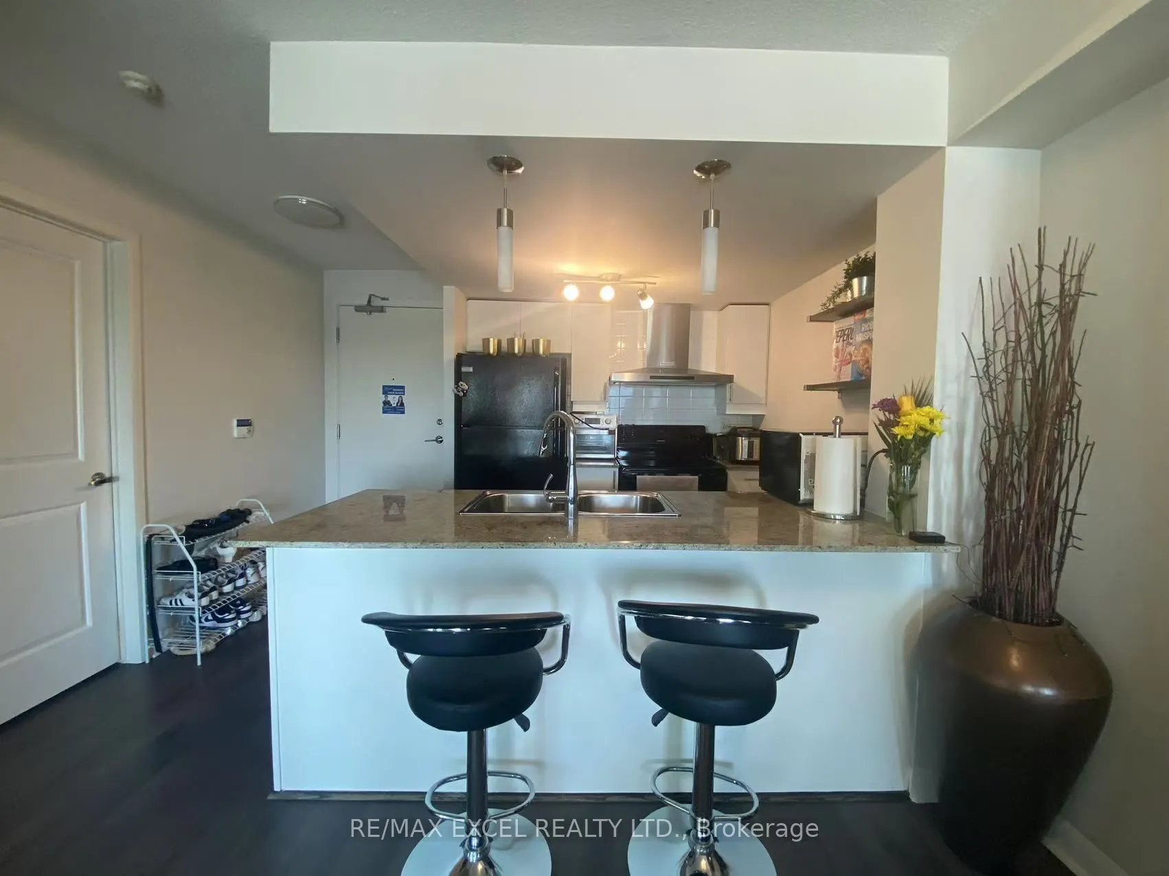 190 Borough Drive, #809