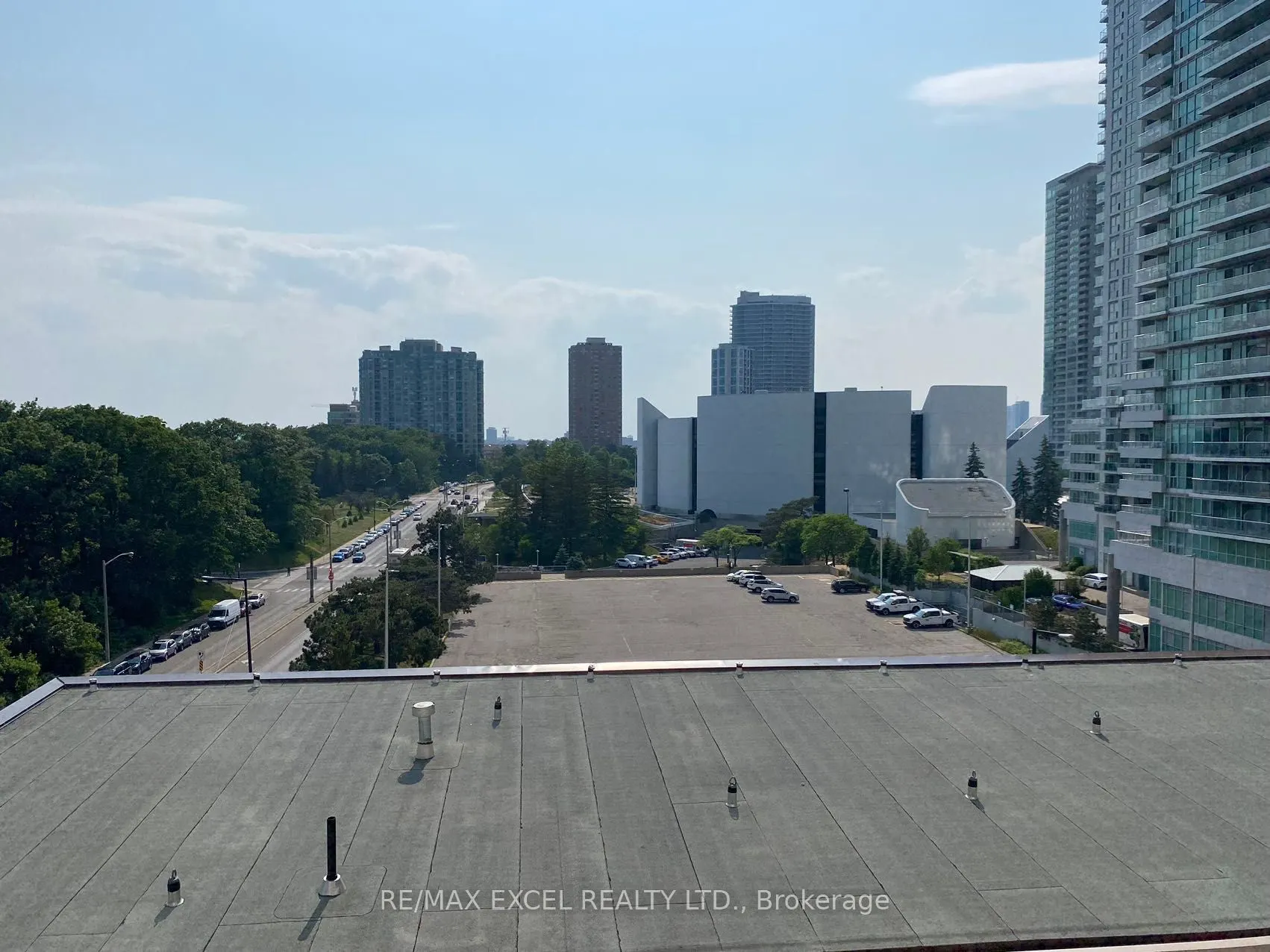 190 Borough Drive, #809