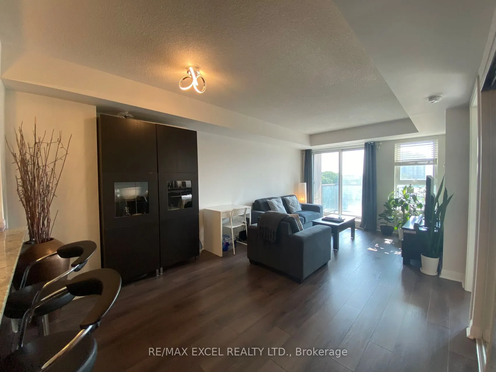 190 Borough Drive, #809