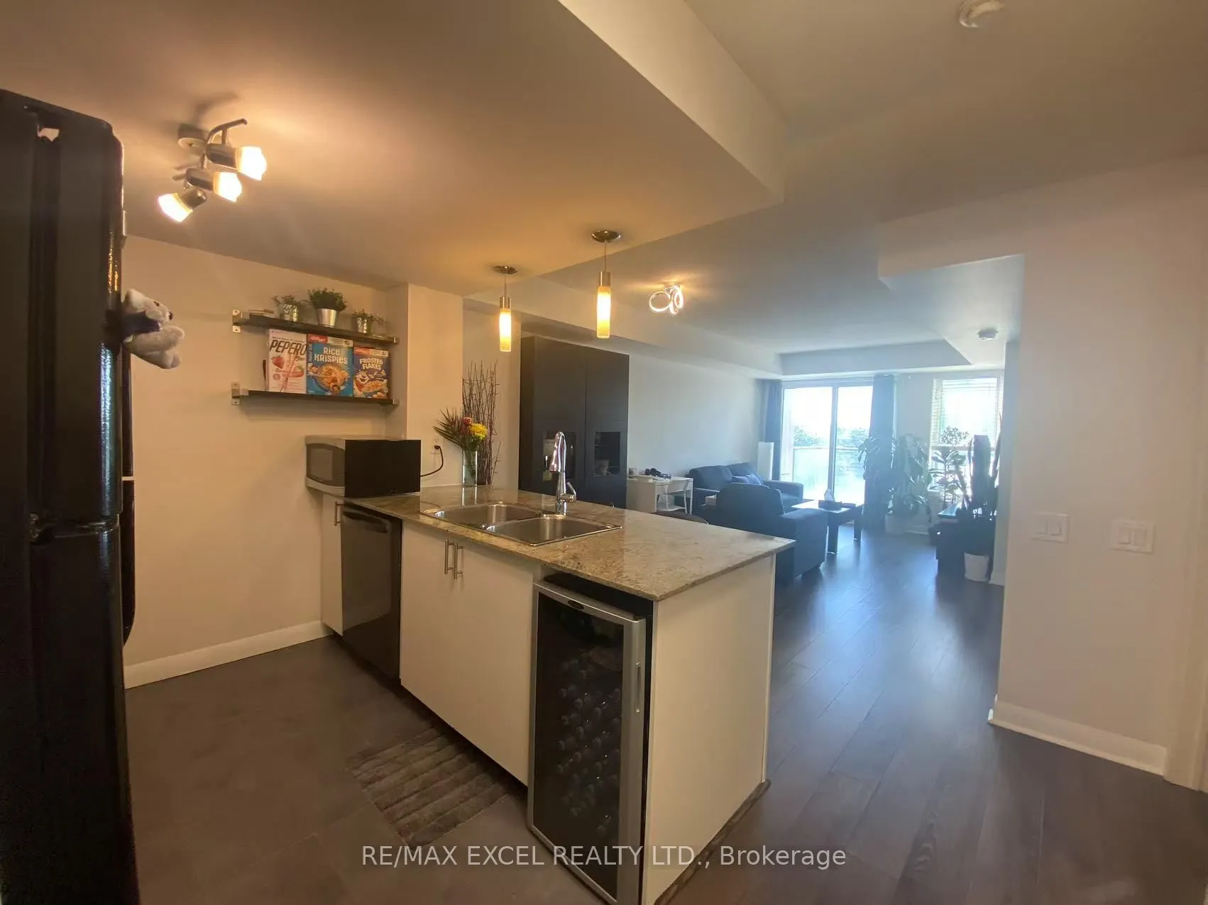 190 Borough Drive, #809