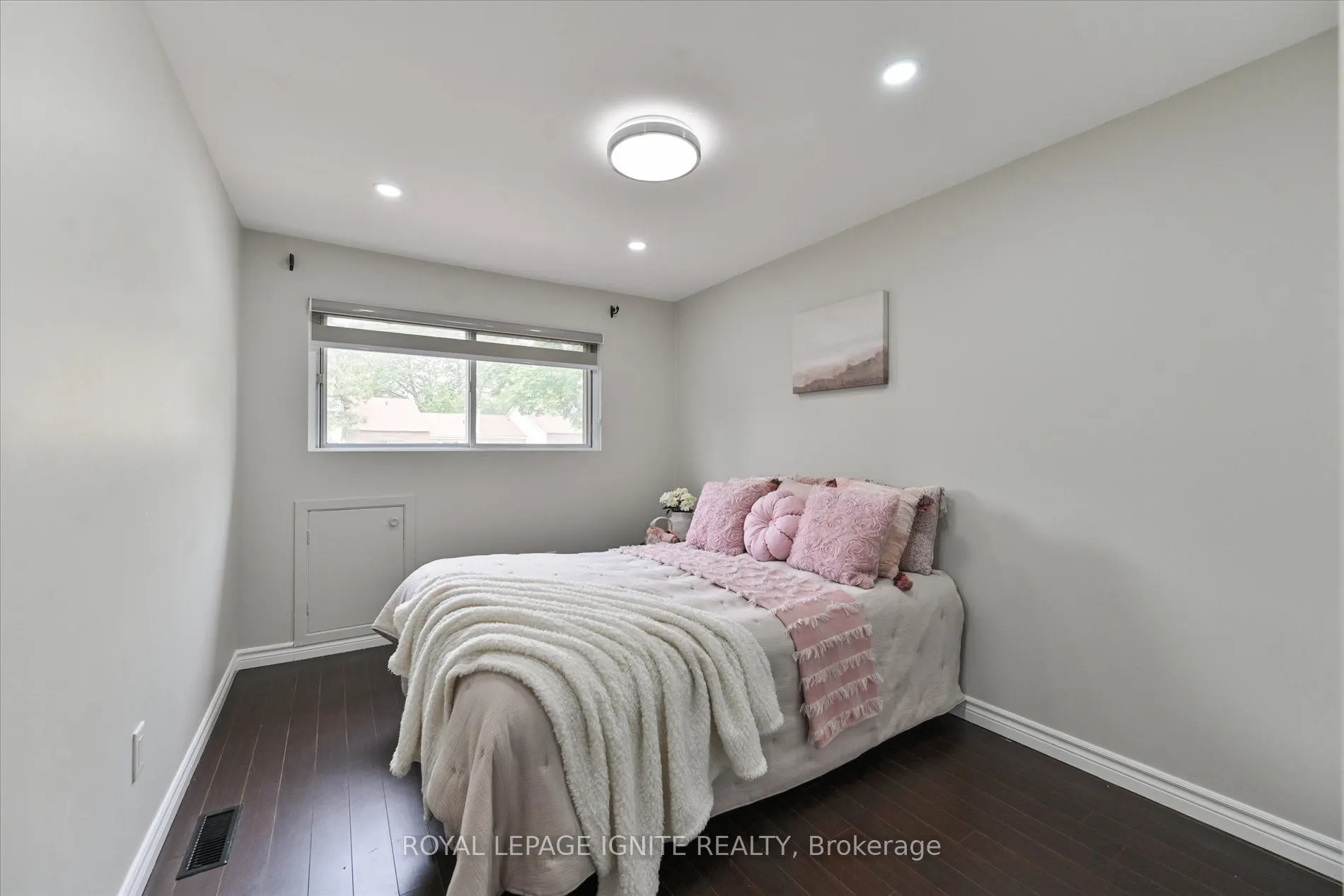 40 Dundalk Drive #44