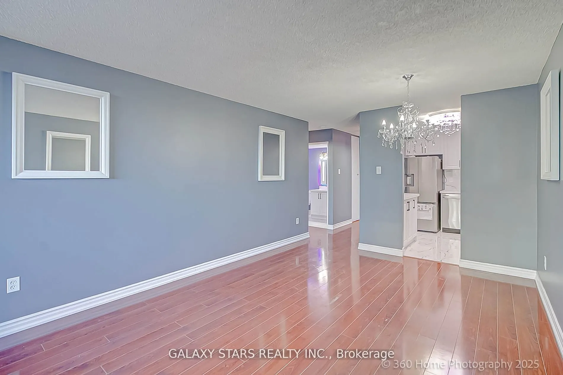 10 Tapscott Road, #304