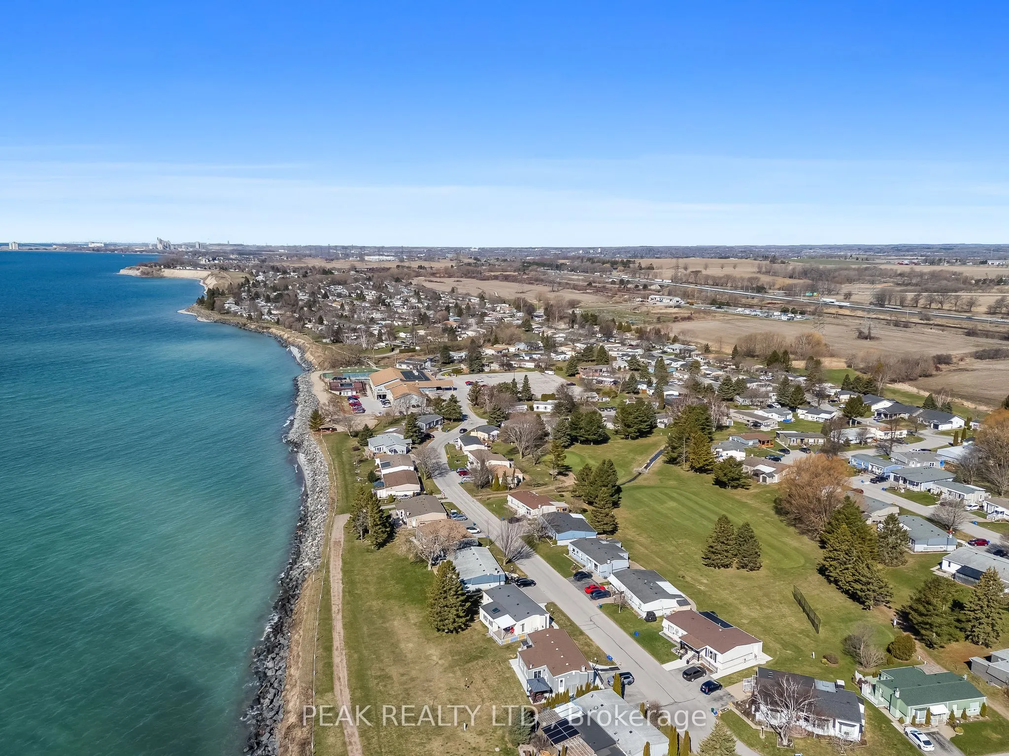 71 Bluffs Road