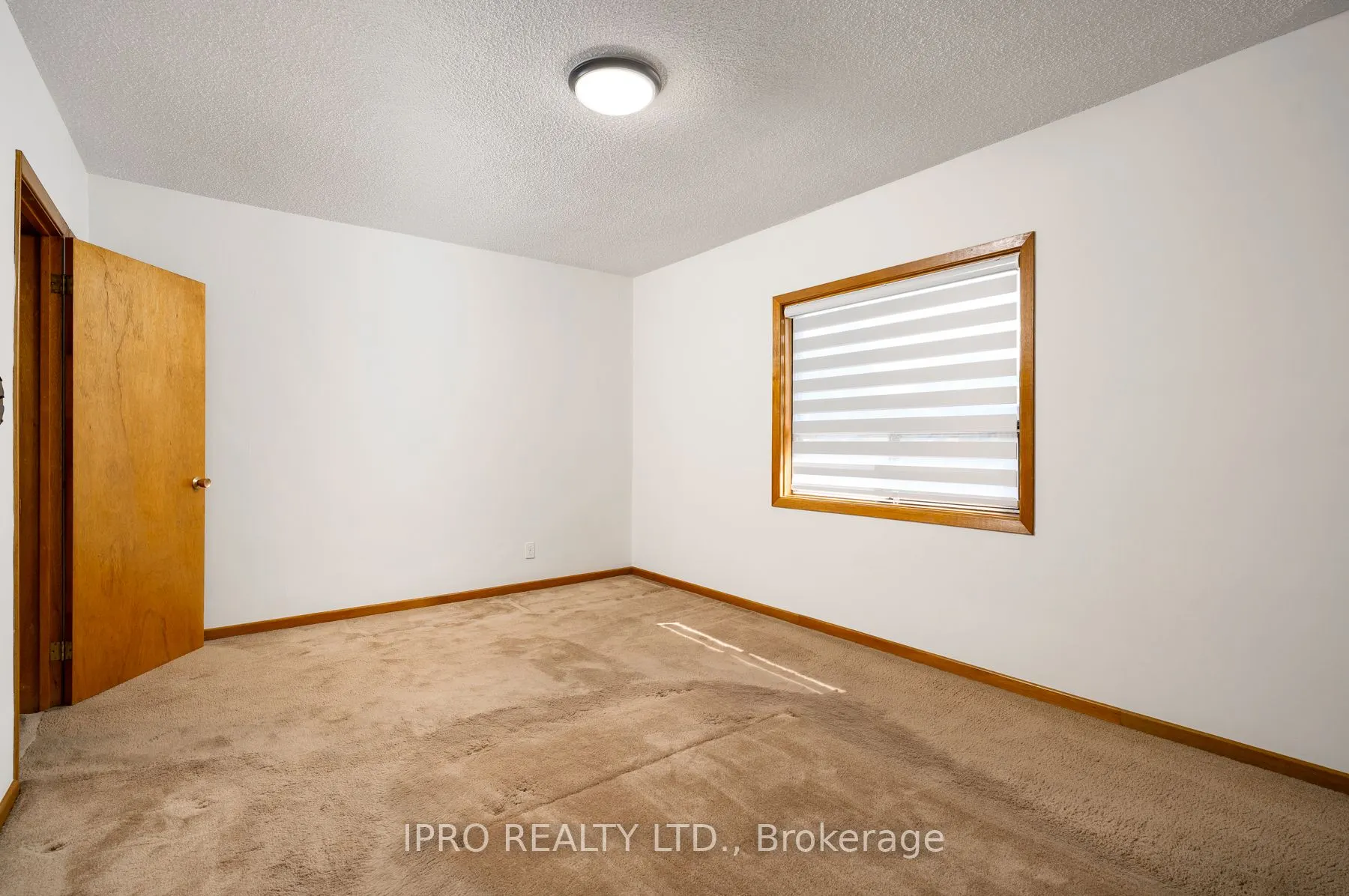 96 Woodycrest Avenue
