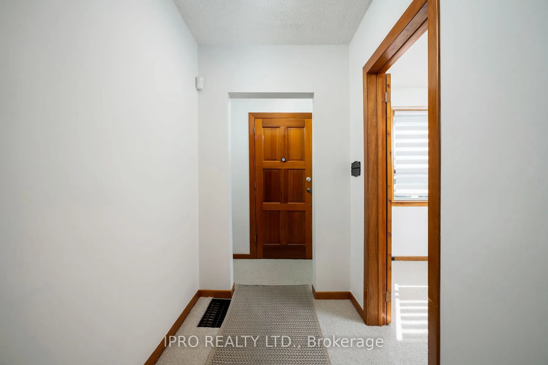 96 Woodycrest Avenue