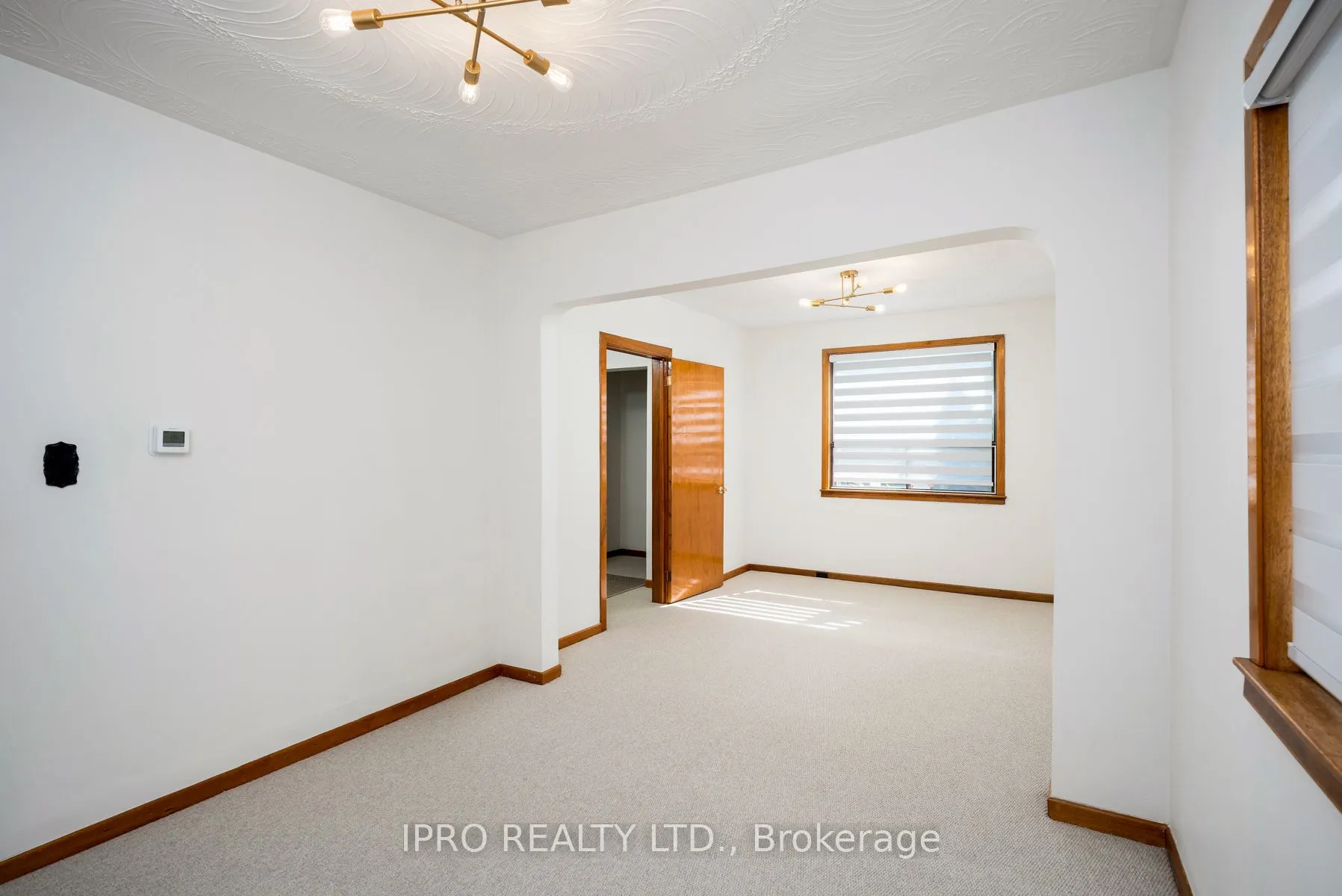 96 Woodycrest Avenue