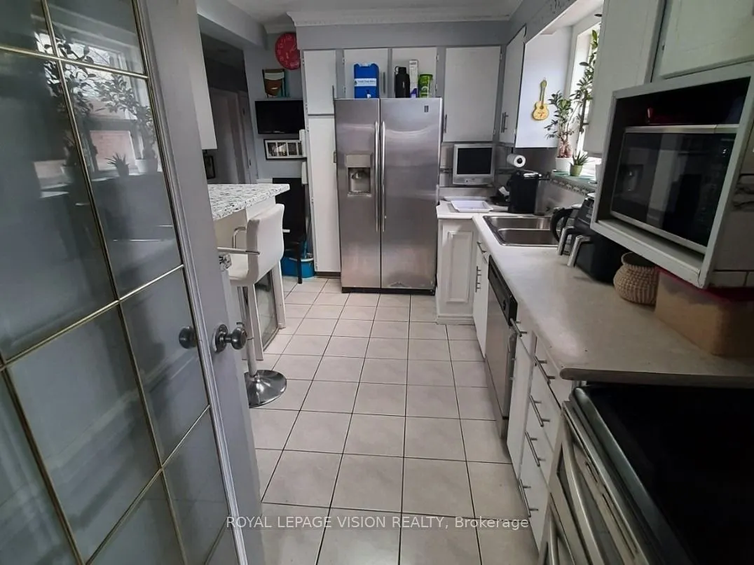 52 Ellendale Drive