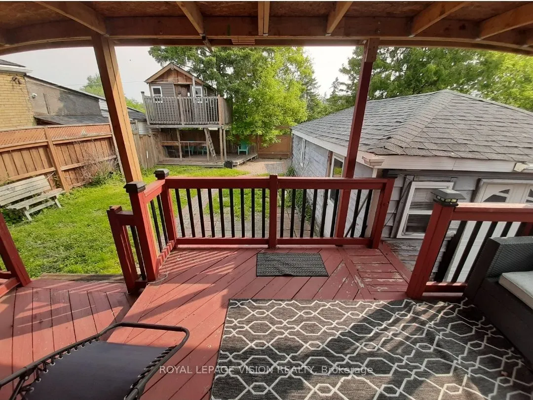 52 Ellendale Drive
