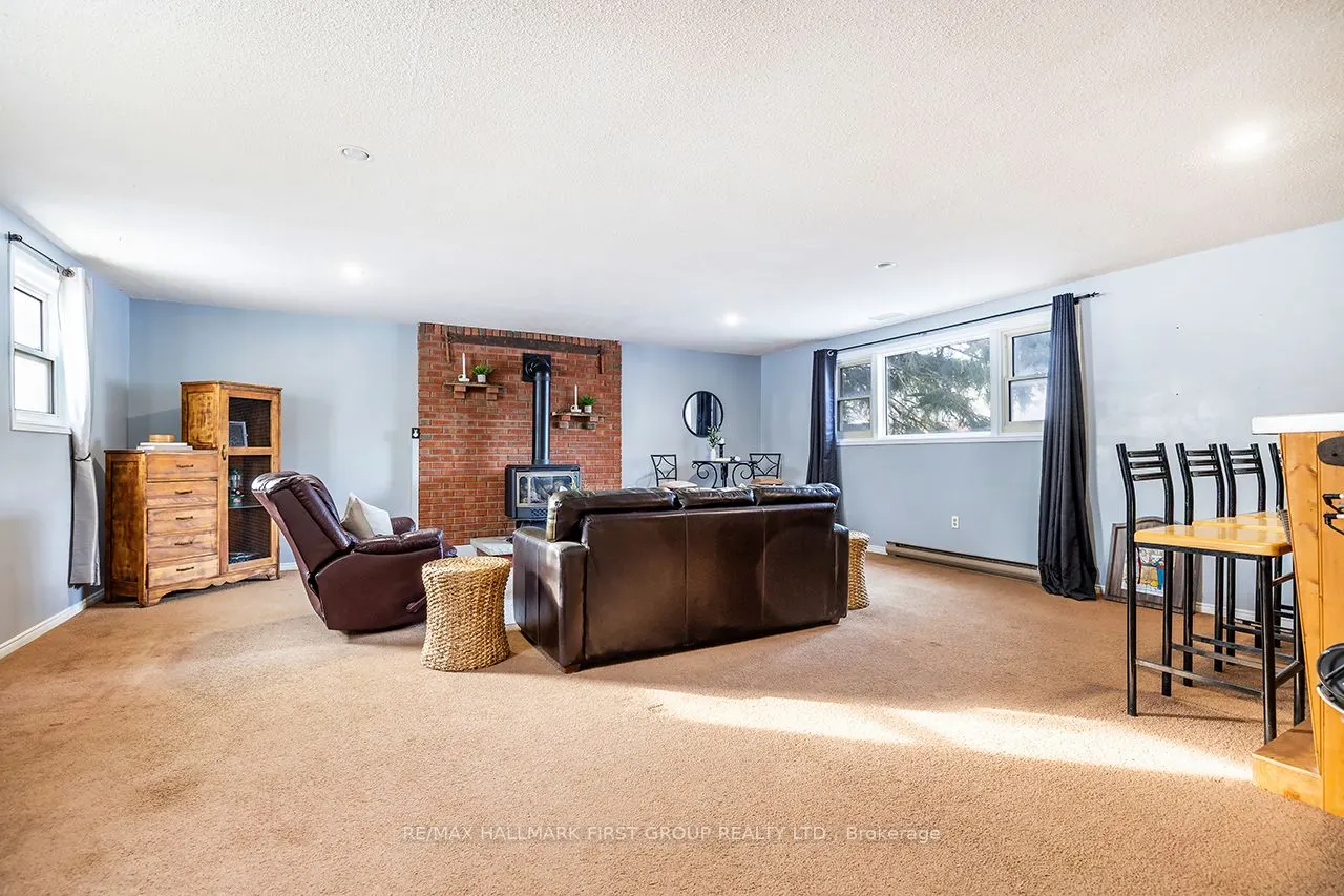 11 Riverview Drive