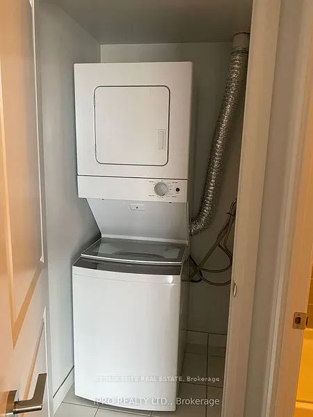 30 Meadowglen Place, #612