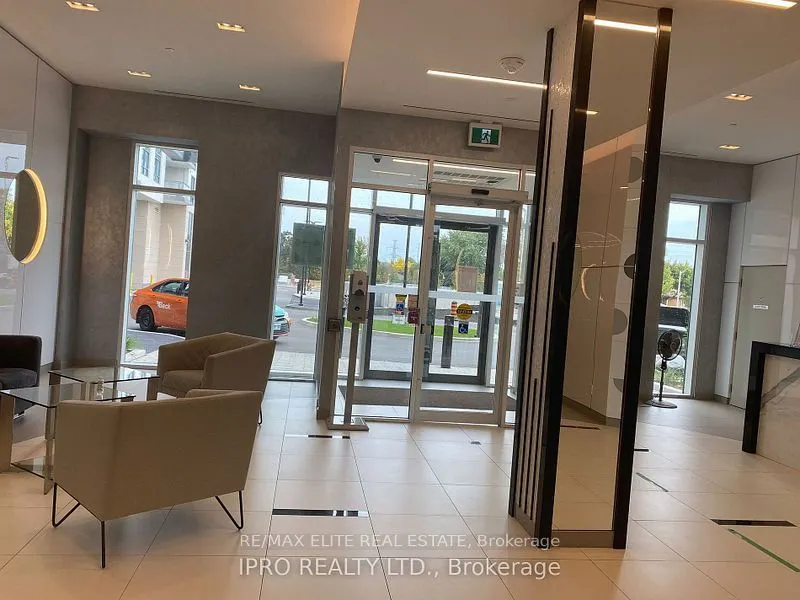 30 Meadowglen Place, #612