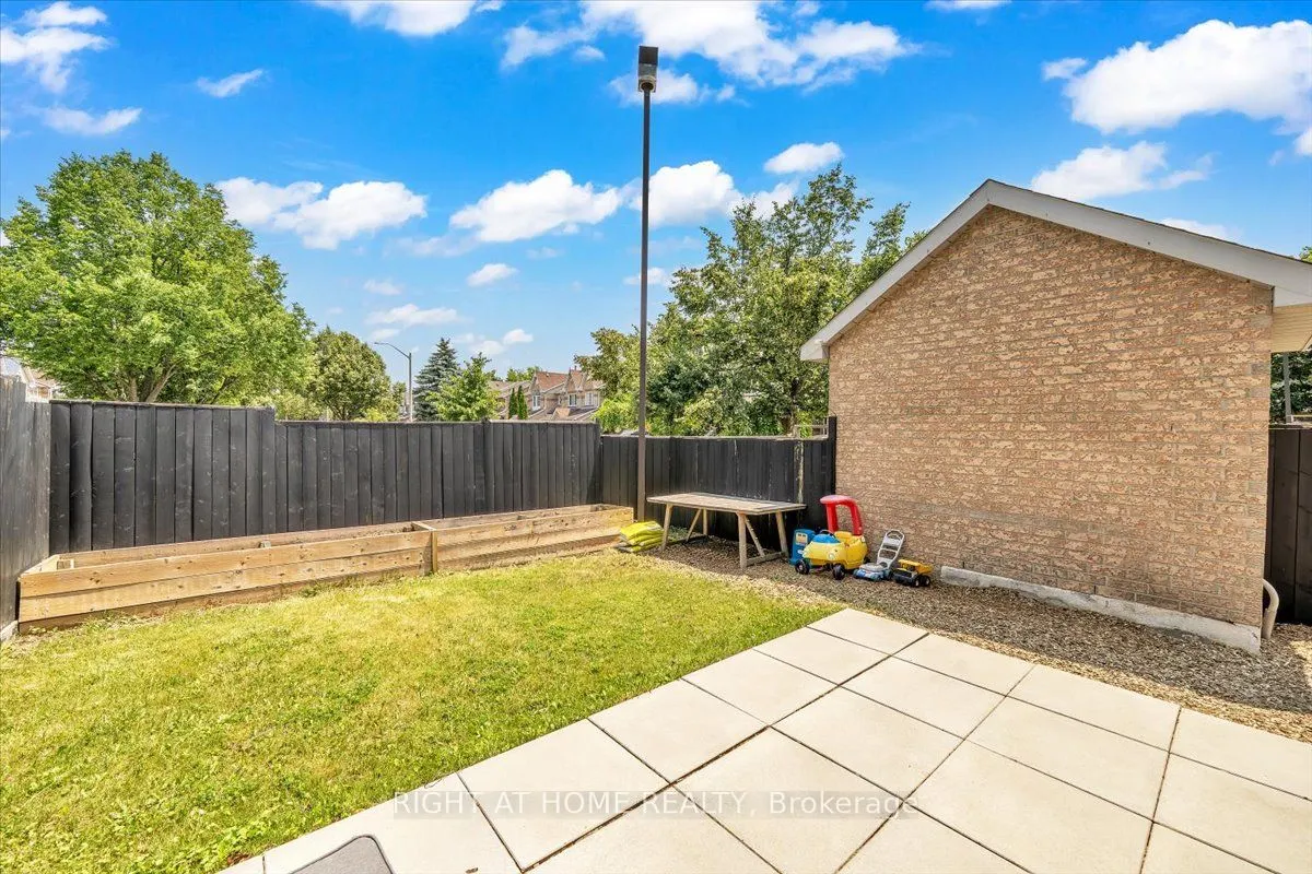 64 Macintyre Lane, #41
