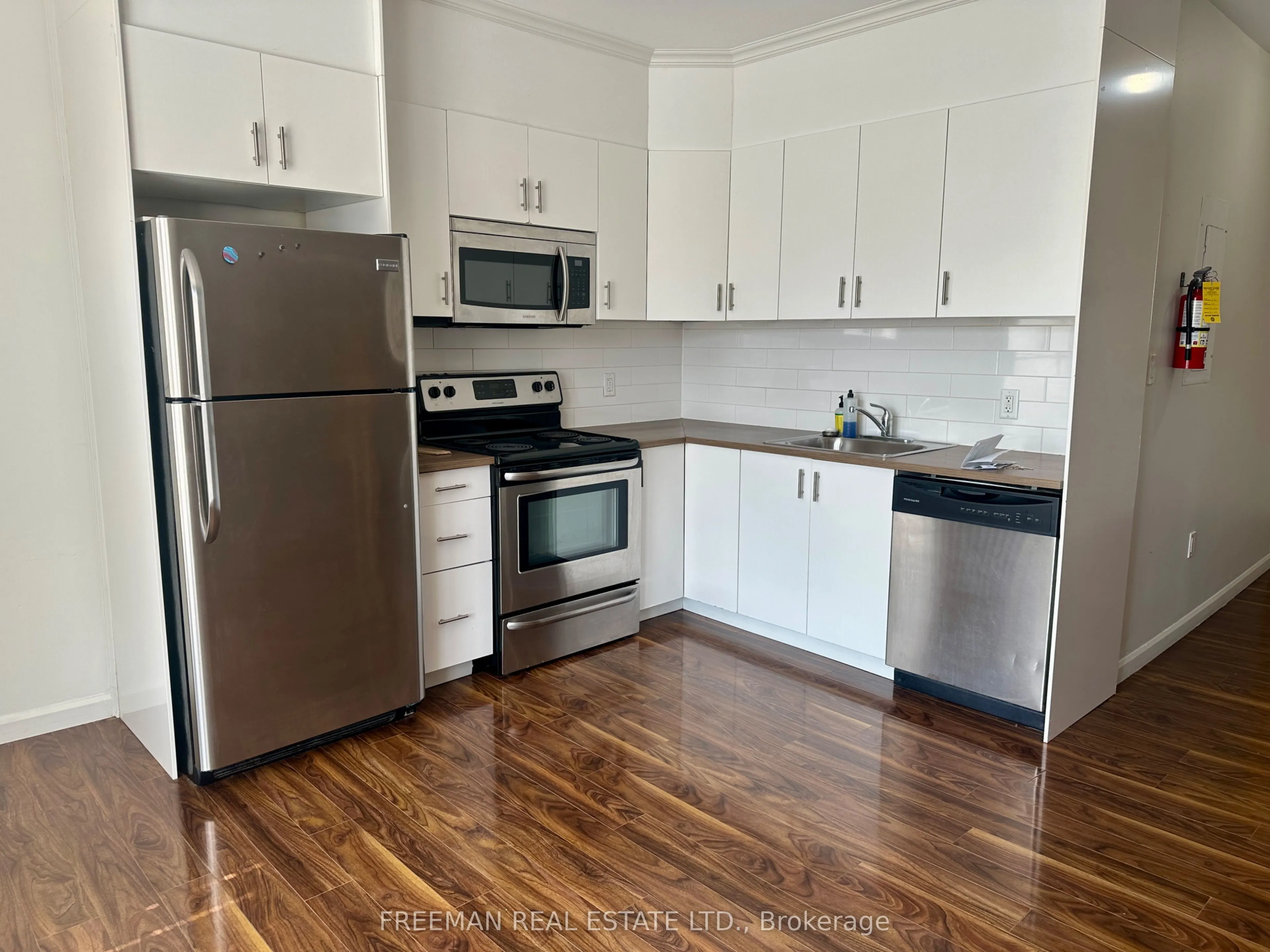 1060 Gerrard Street E, #2