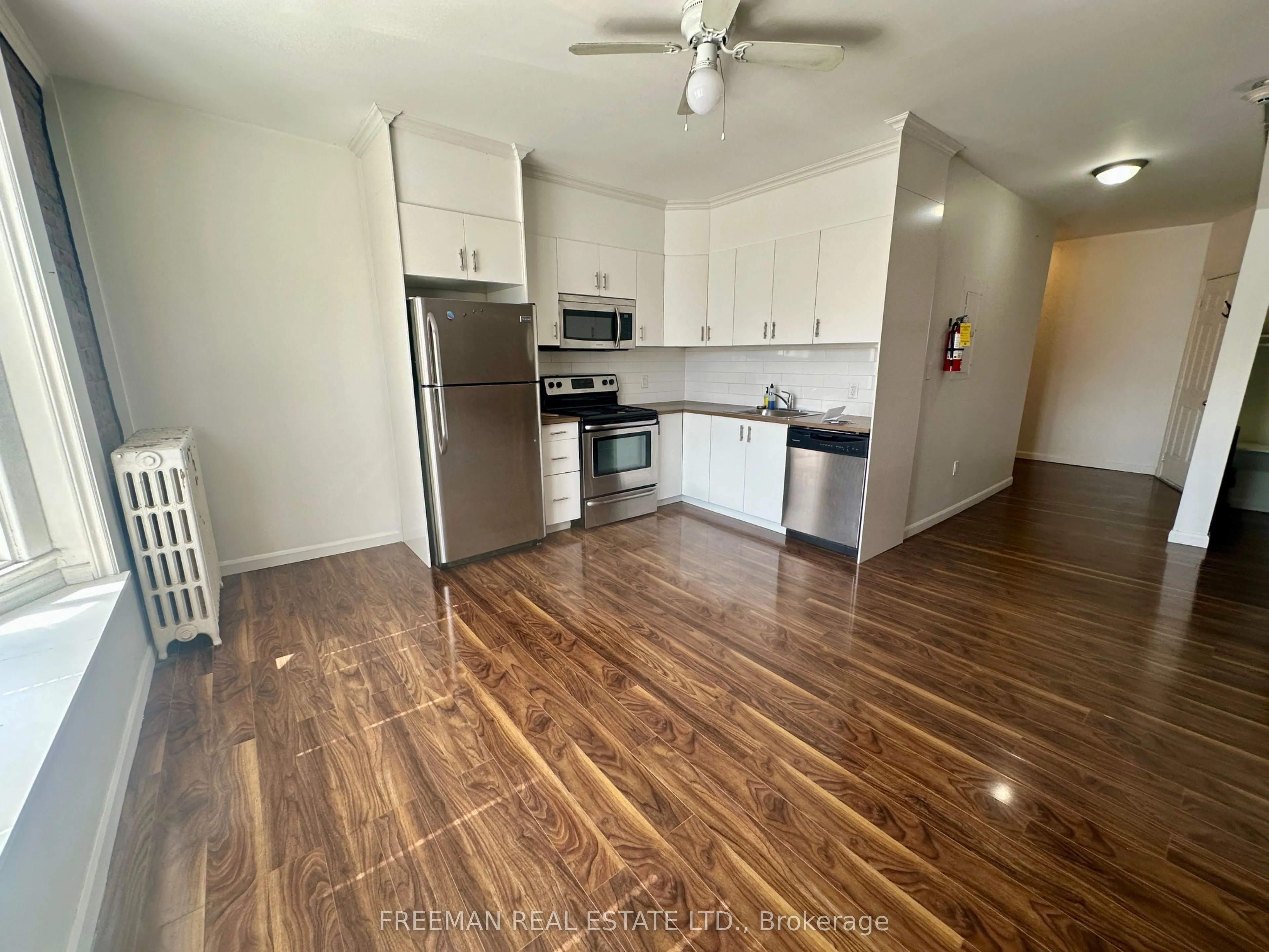 1060 Gerrard Street E, #2