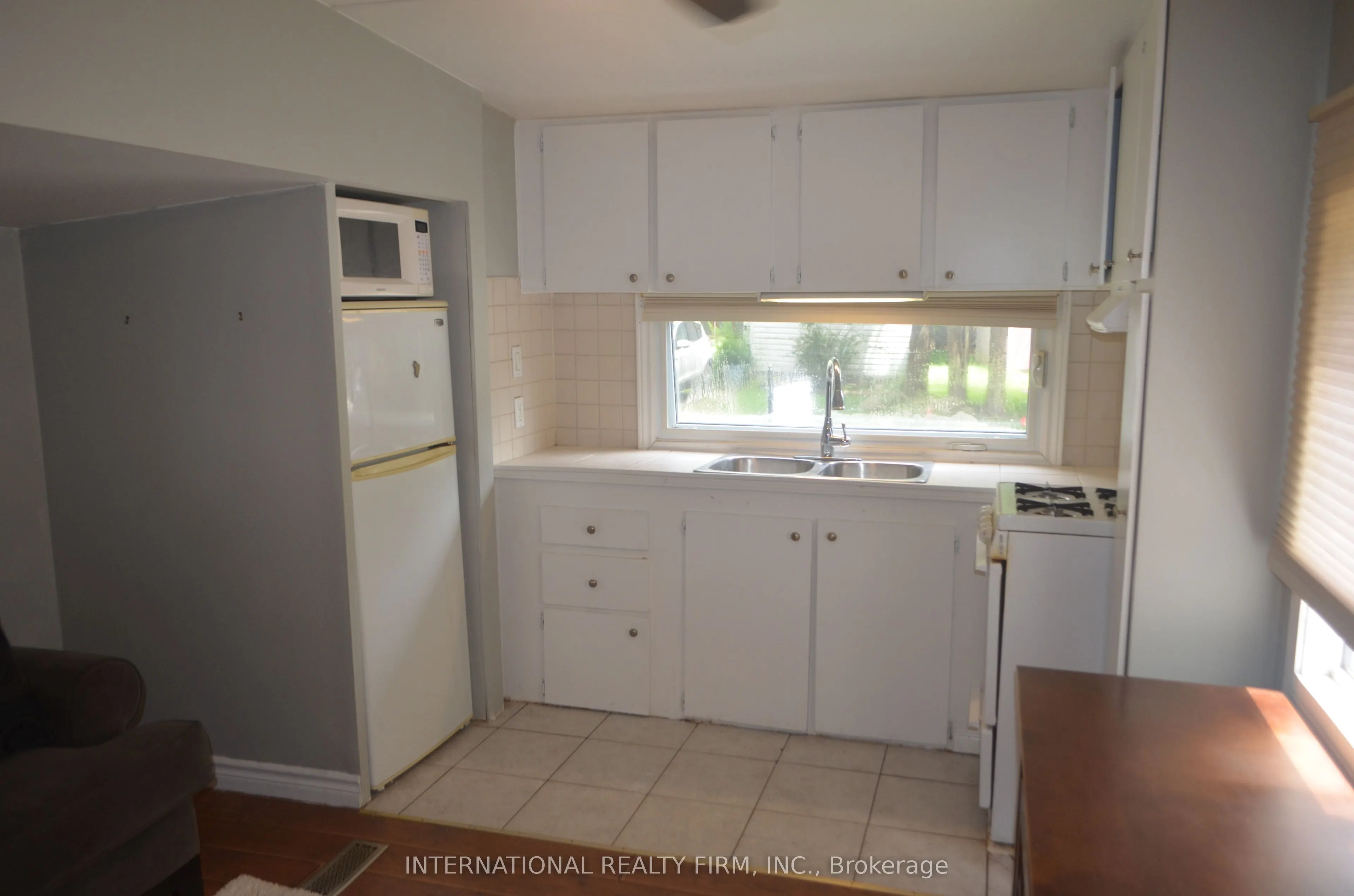 623 King Avenue E, #18