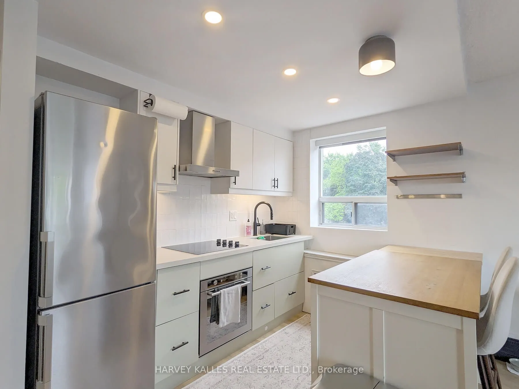 204 Kingston Road, #301