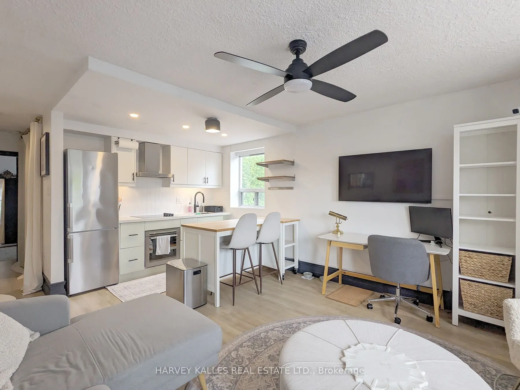 204 Kingston Road, #301