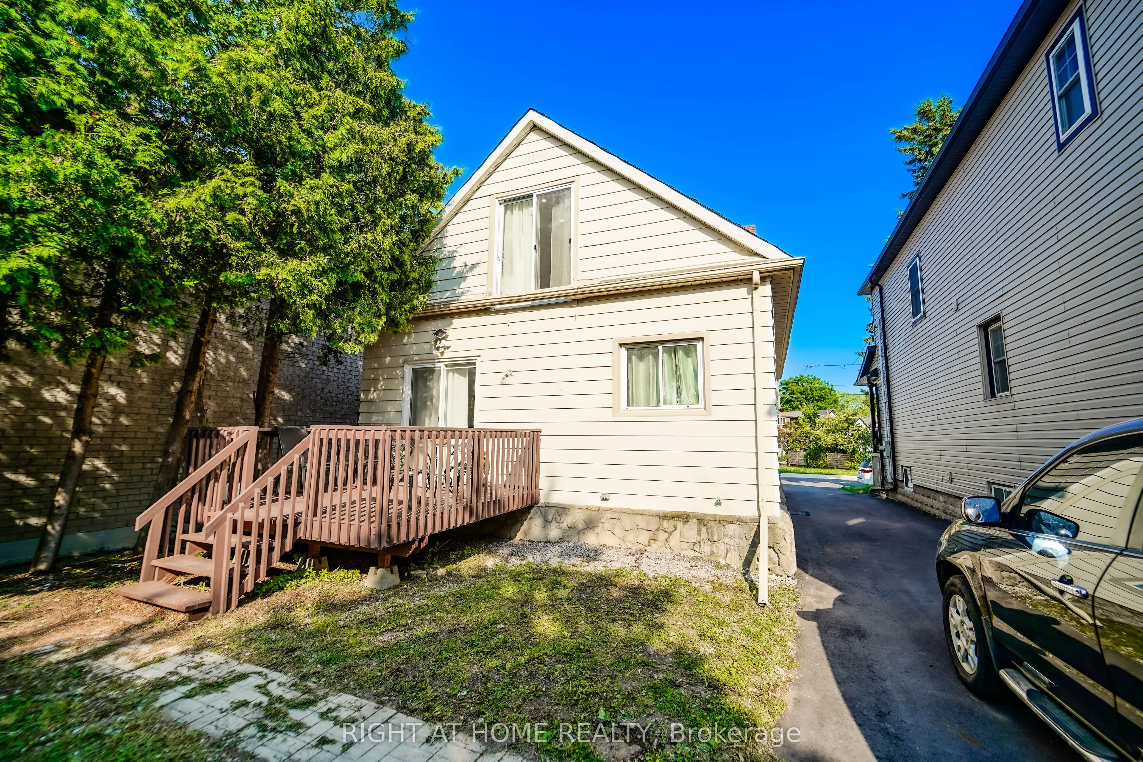 174 Aylesworth Avenue